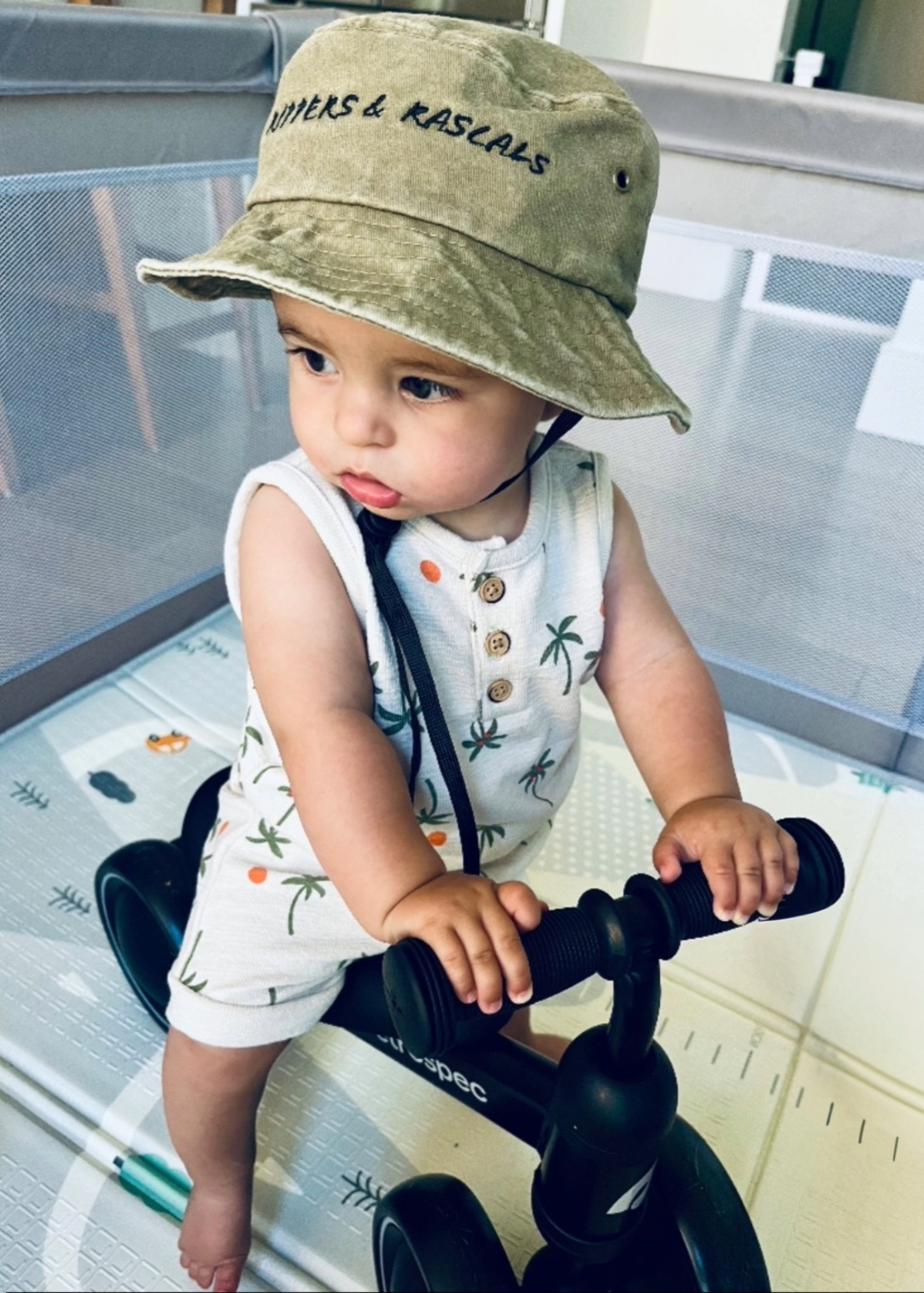 R&r Vintage Baby Bucket Hat