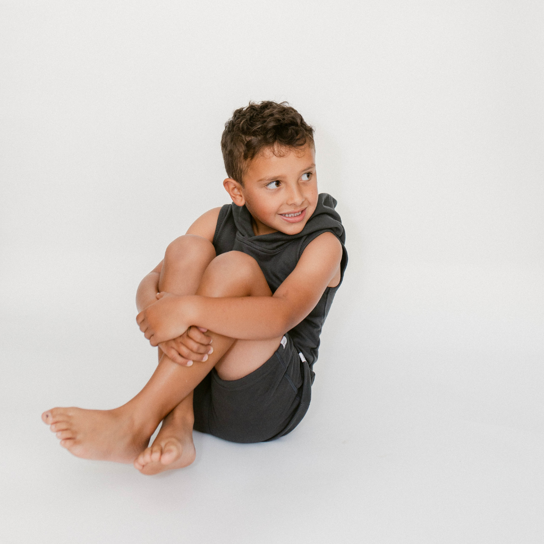 Sleeveless Hoodie In Dark Gray