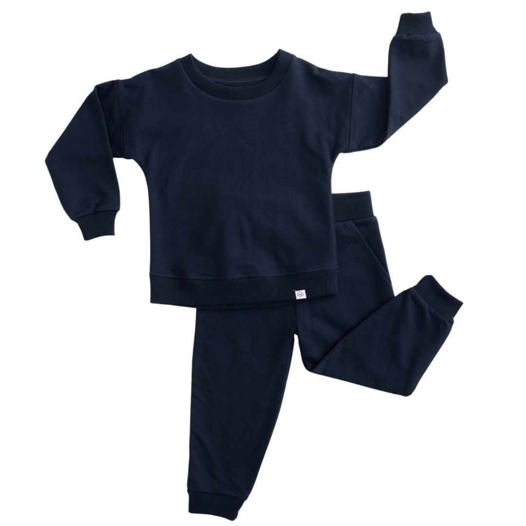 Leisure Sweat Set In Navy