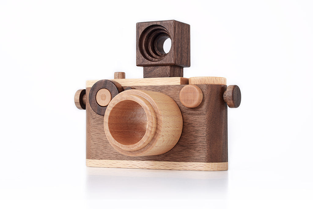 35mm Wooden Toy Camera - Original Style In Walnut