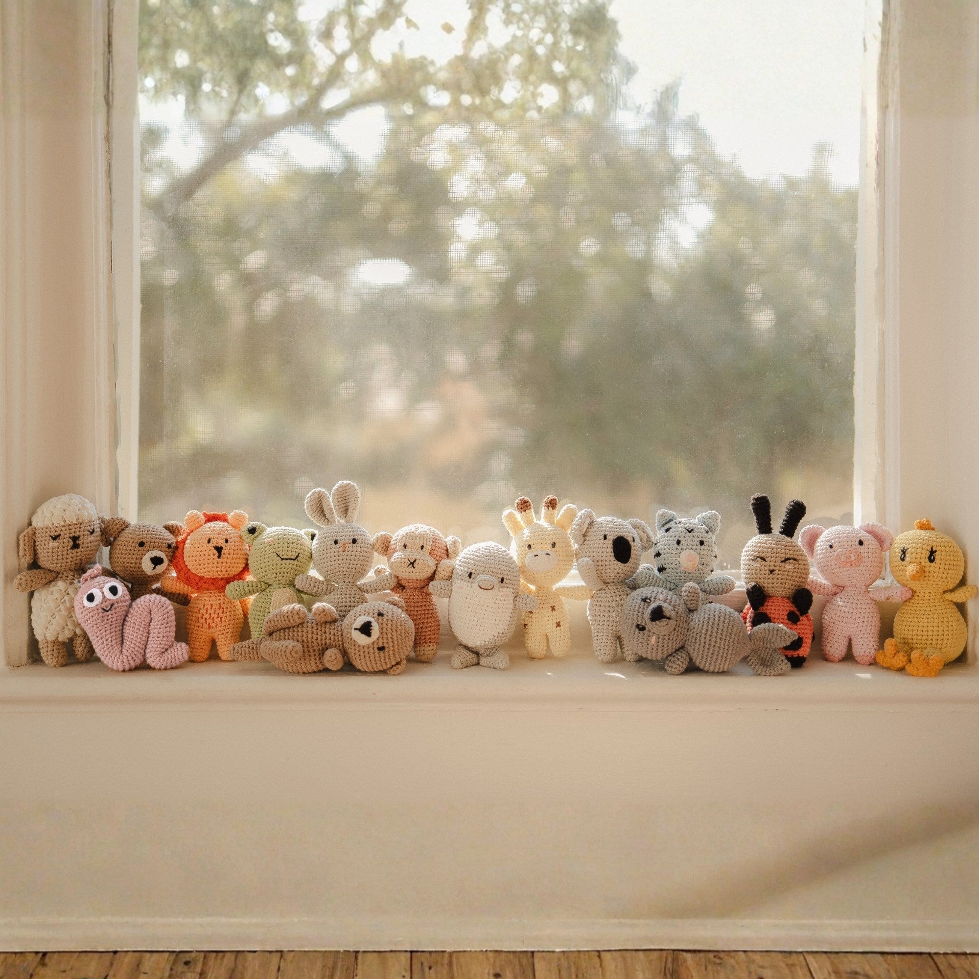 The Whole - Collection Of 14 *includes Baskets