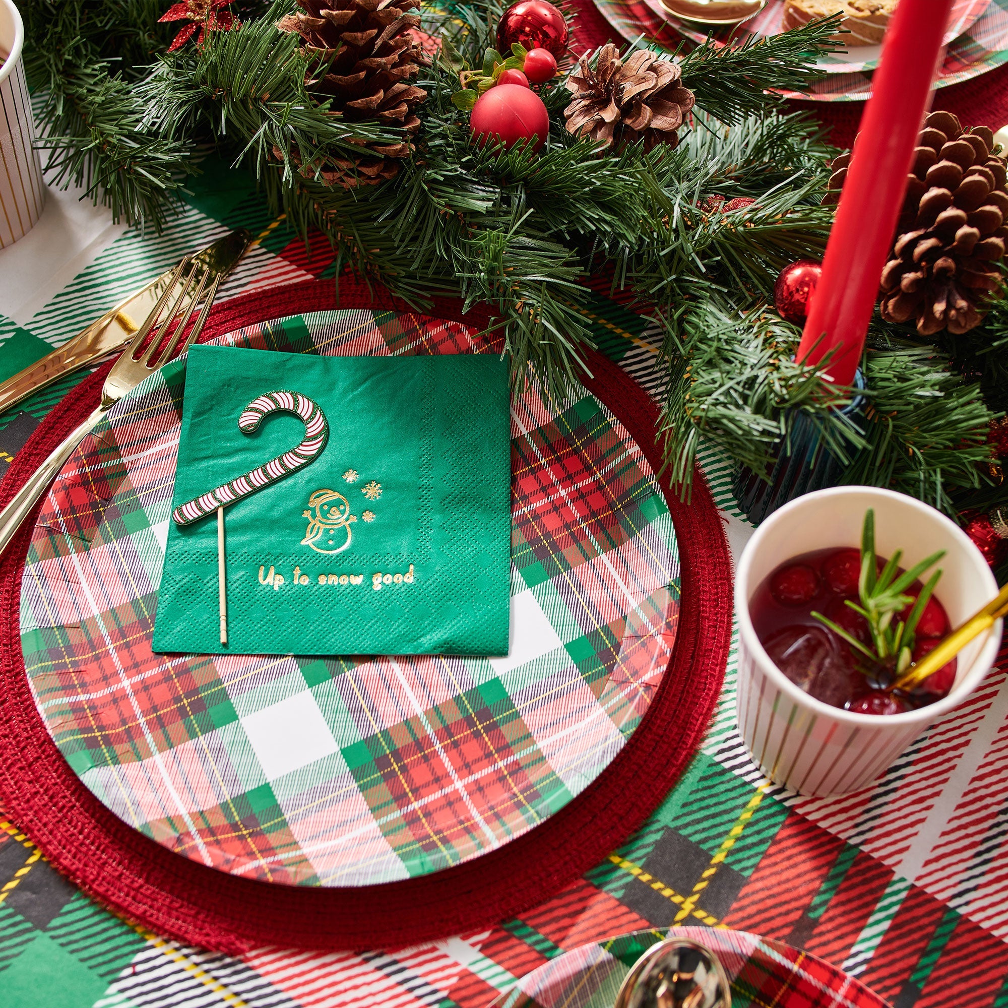 Winter Plaid Small Plates (10 Per Pack)