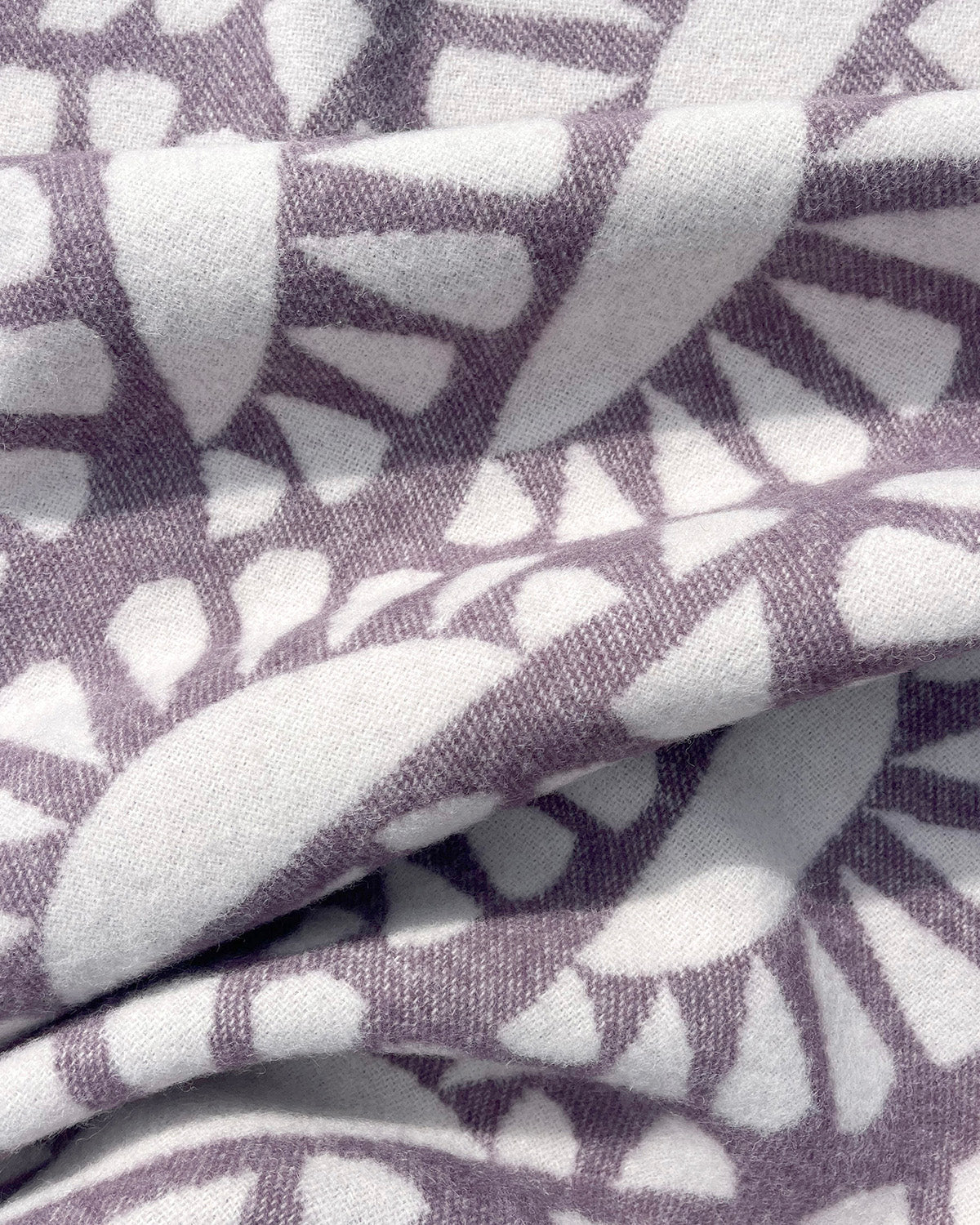 Blanket Moooi Woodblock Beetle Plum Cream