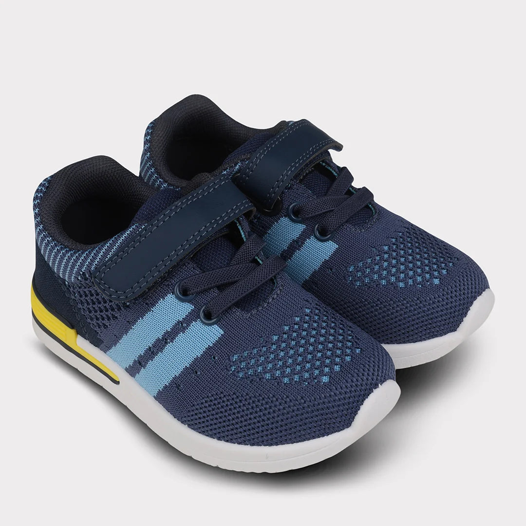 Wynn Boys Hook & Loop Sneaker