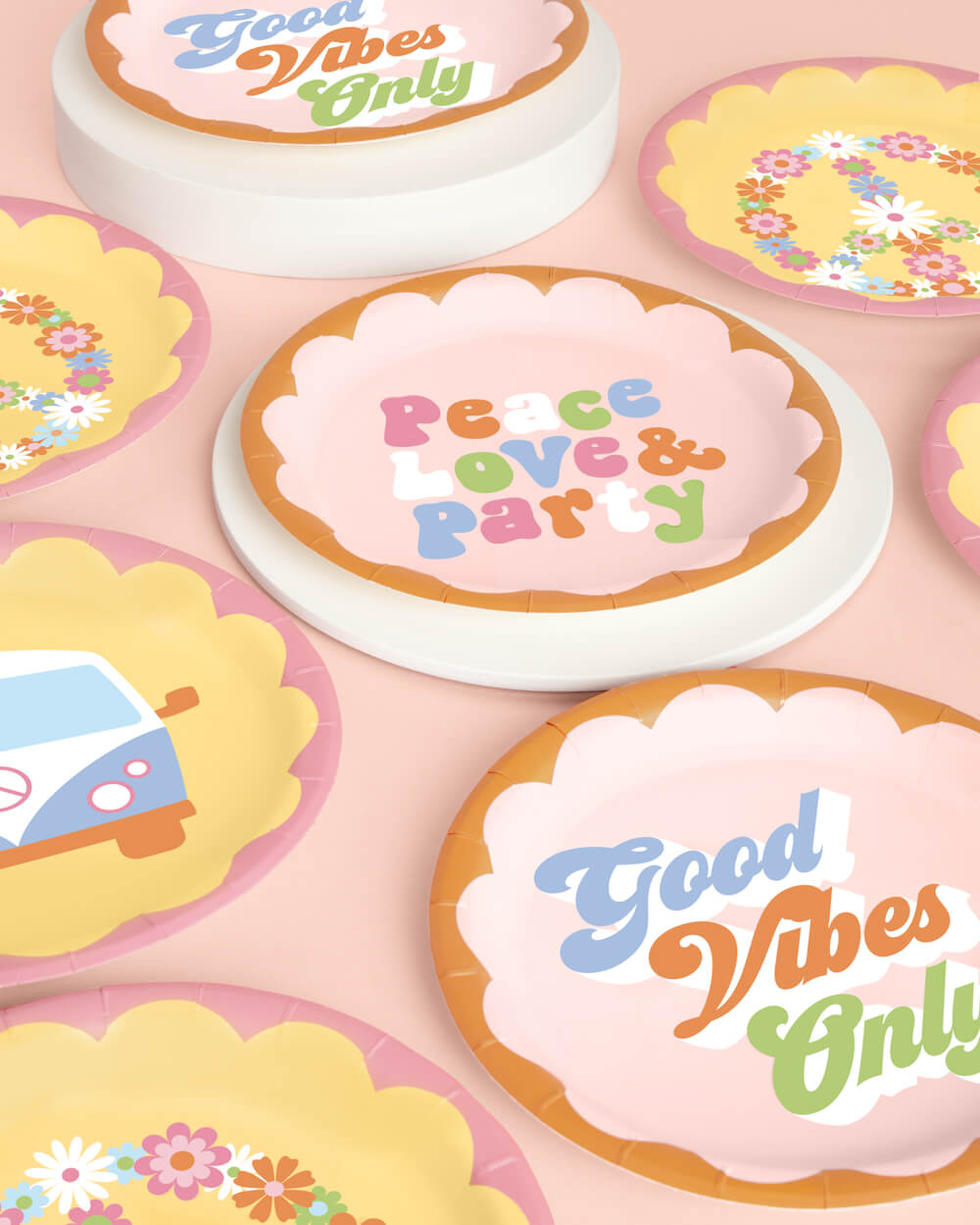 Groovy Plates - 24 Paper Plates