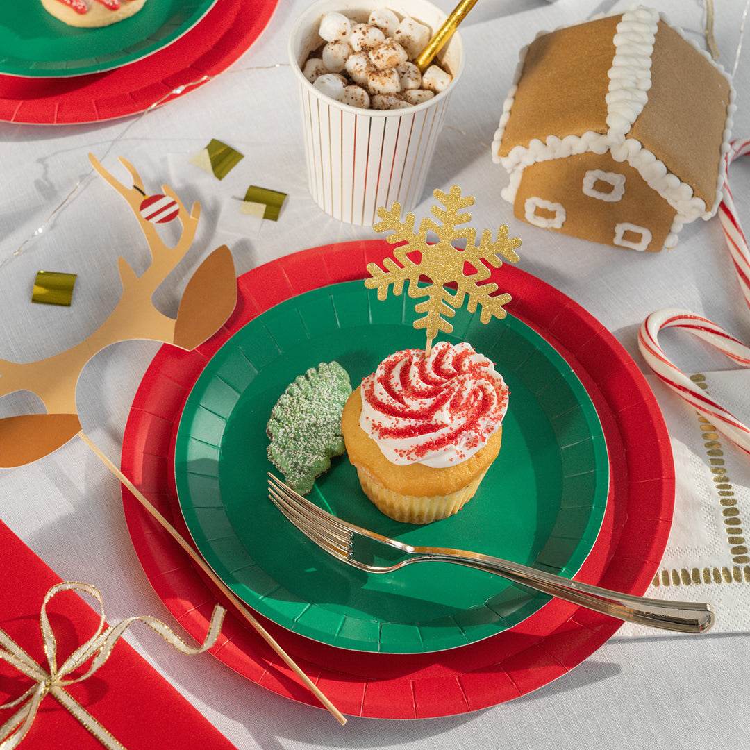 Red Classic Large Plates (10 Per Pack)