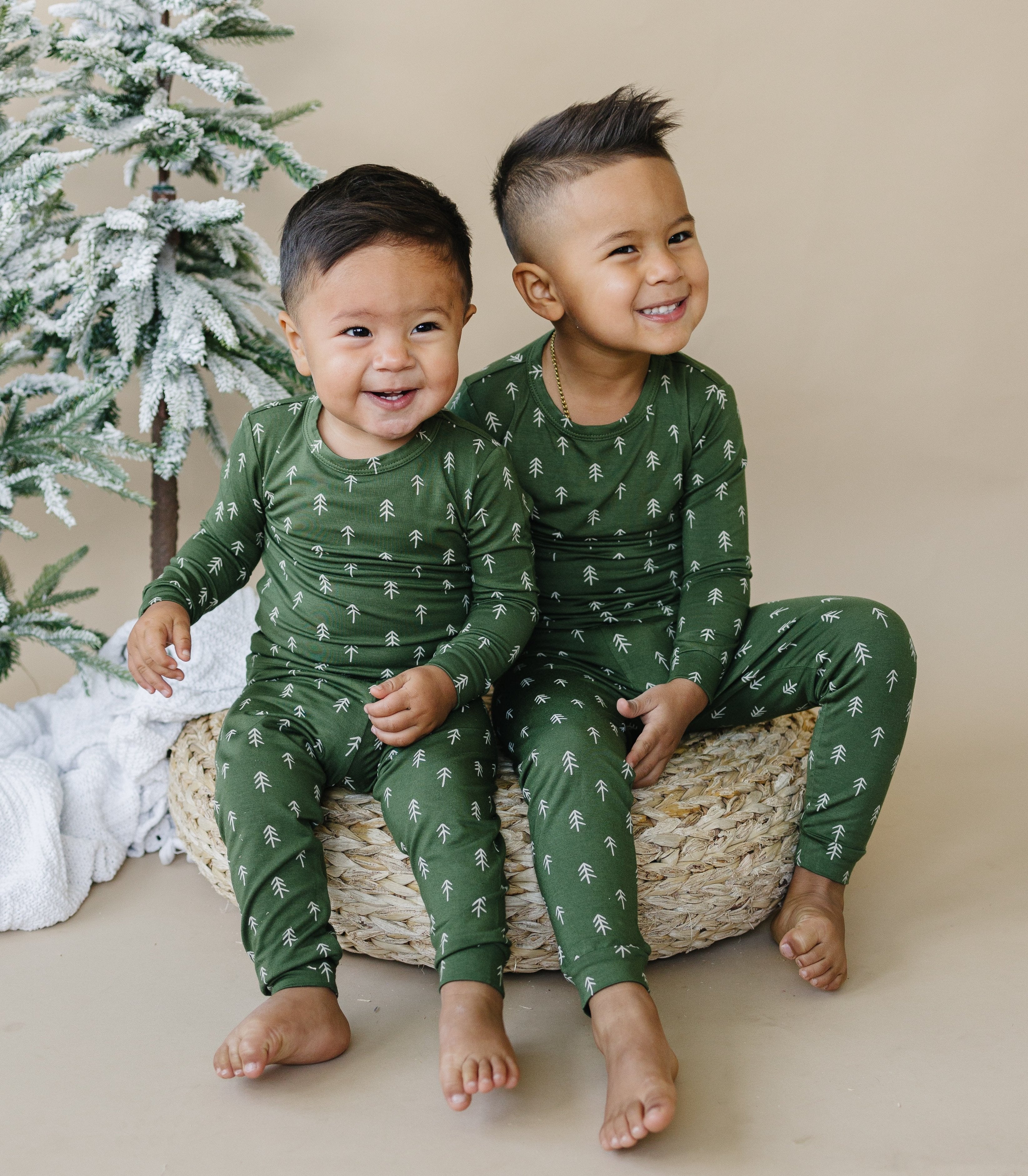 Evergreen Dreams 2pc Bamboo Pajamas *sizes 0/3 Through 6/12 Months Left