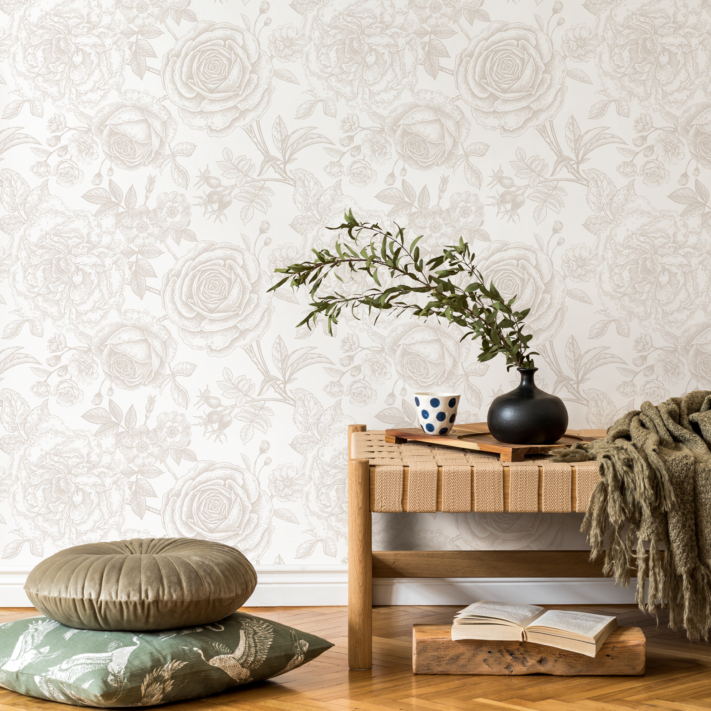 Floral Wallpaper With Detailed Roses And Peonies In Neutral Beige - Zacy