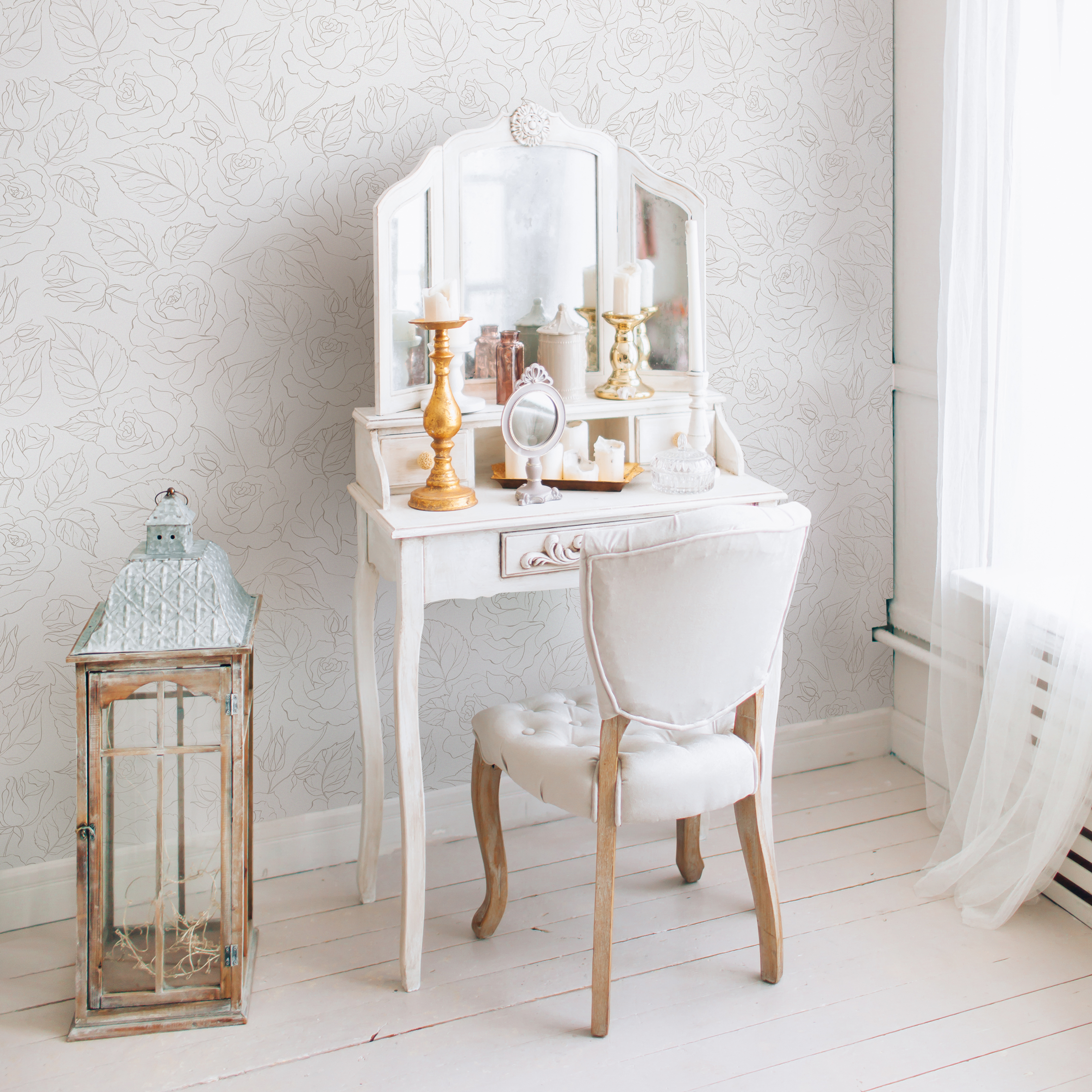 Rose Wallpaper With A Delicate Line Art Motif In Neutral Tones - Zadk