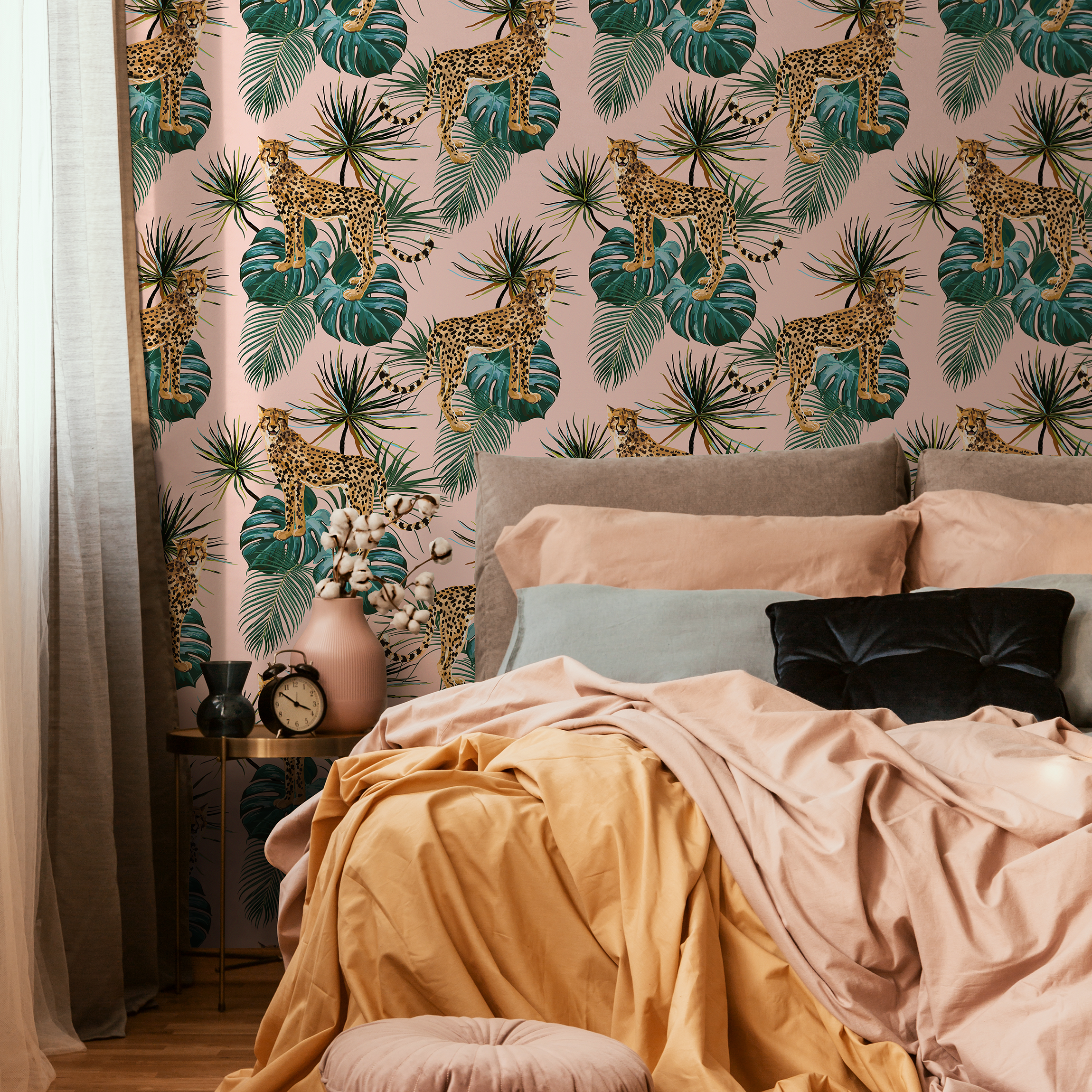 Animal Wallpaper With Cheetahs And Tropical Leaves In Pink And Green - Zadn