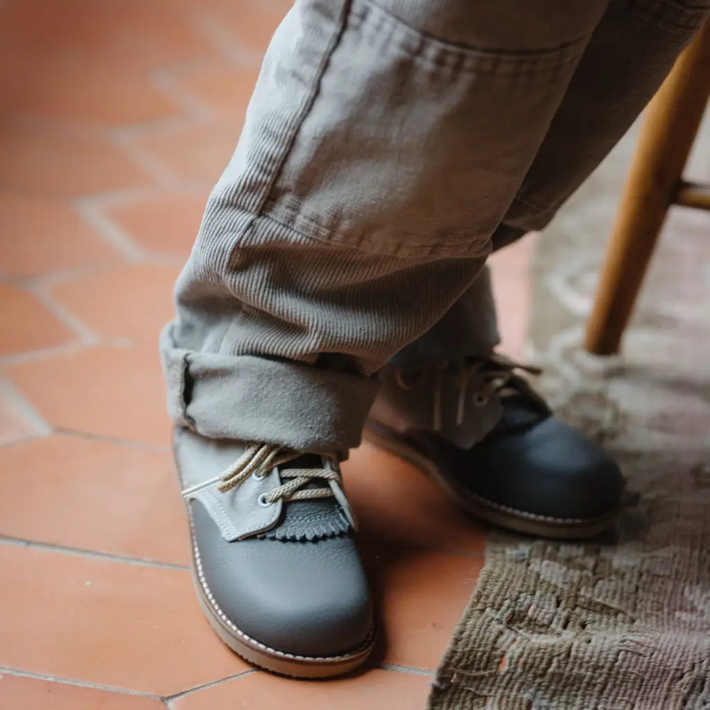 Artie Saddle - Dark Grey/dove Grey