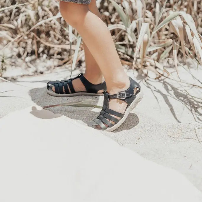 Audrey Fisherman Sandal - Navy