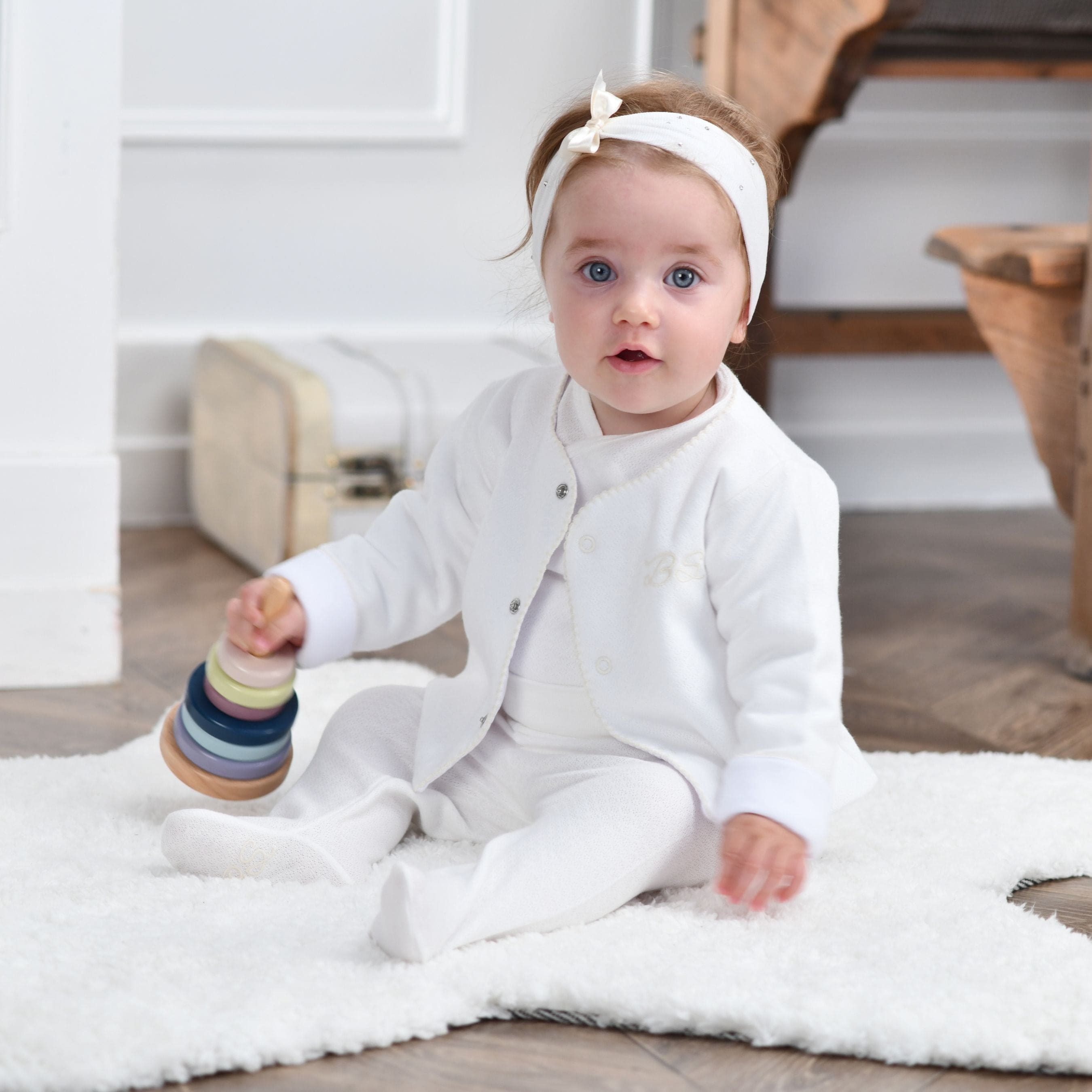 Essentials | Girls Ivory Cardigan & Leggings Set (5)