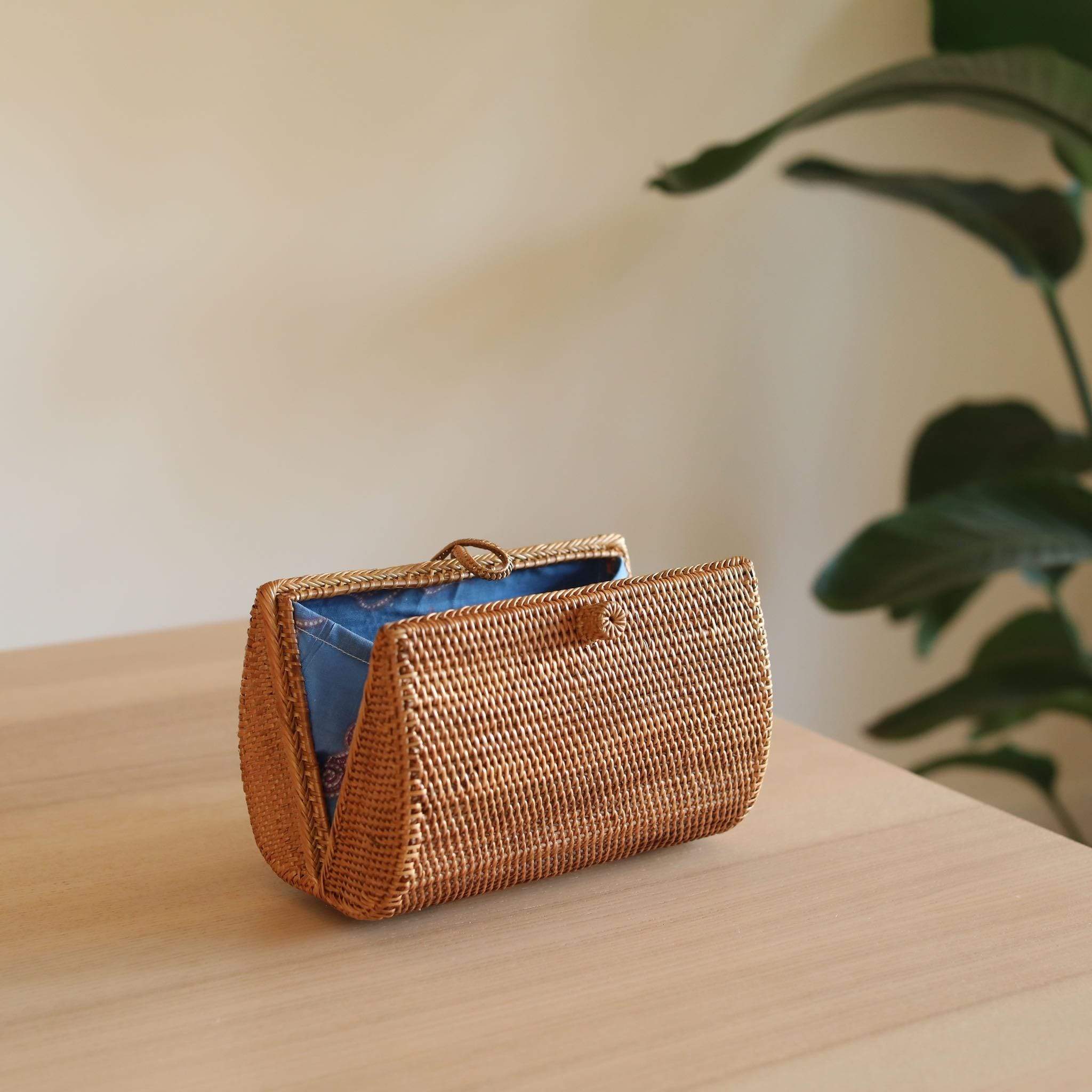 Bali Envelope Rattan Clutch