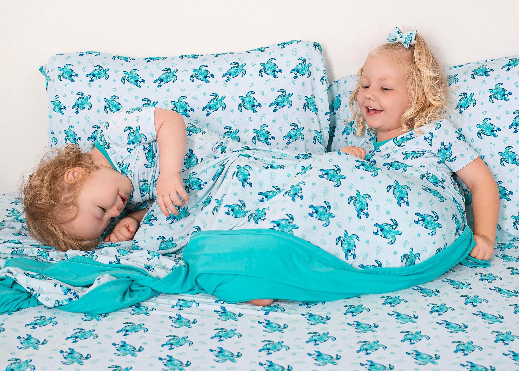 Sea Turtles | Double Layer Bamboo Toddler Blanket