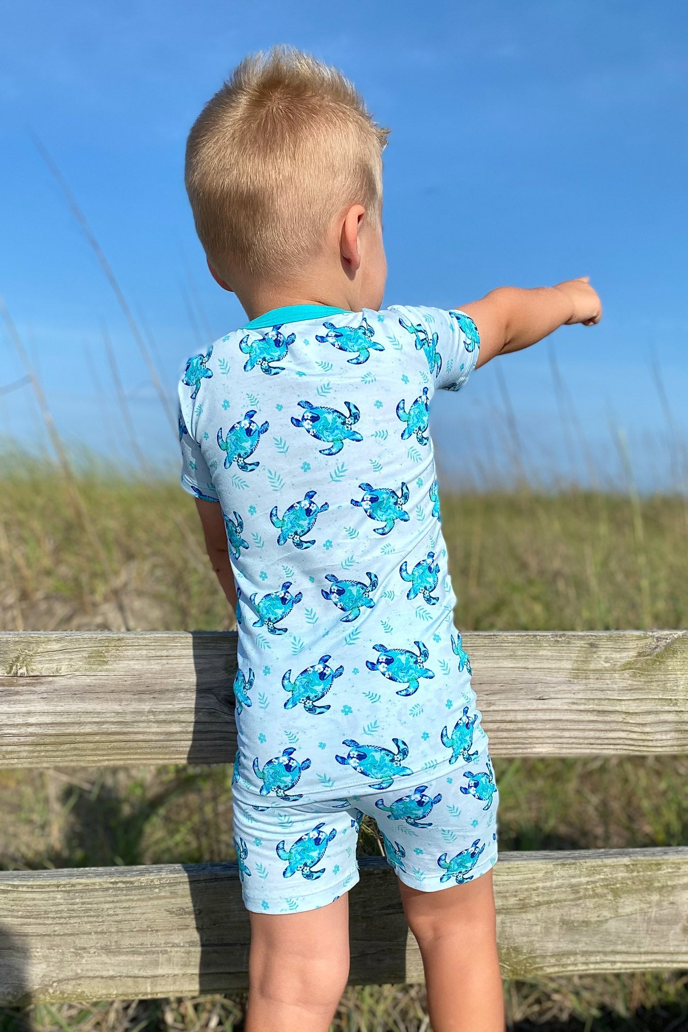 Sea Turtles | Two-piece Bamboo Short Sleeve Toddler & Kids Set