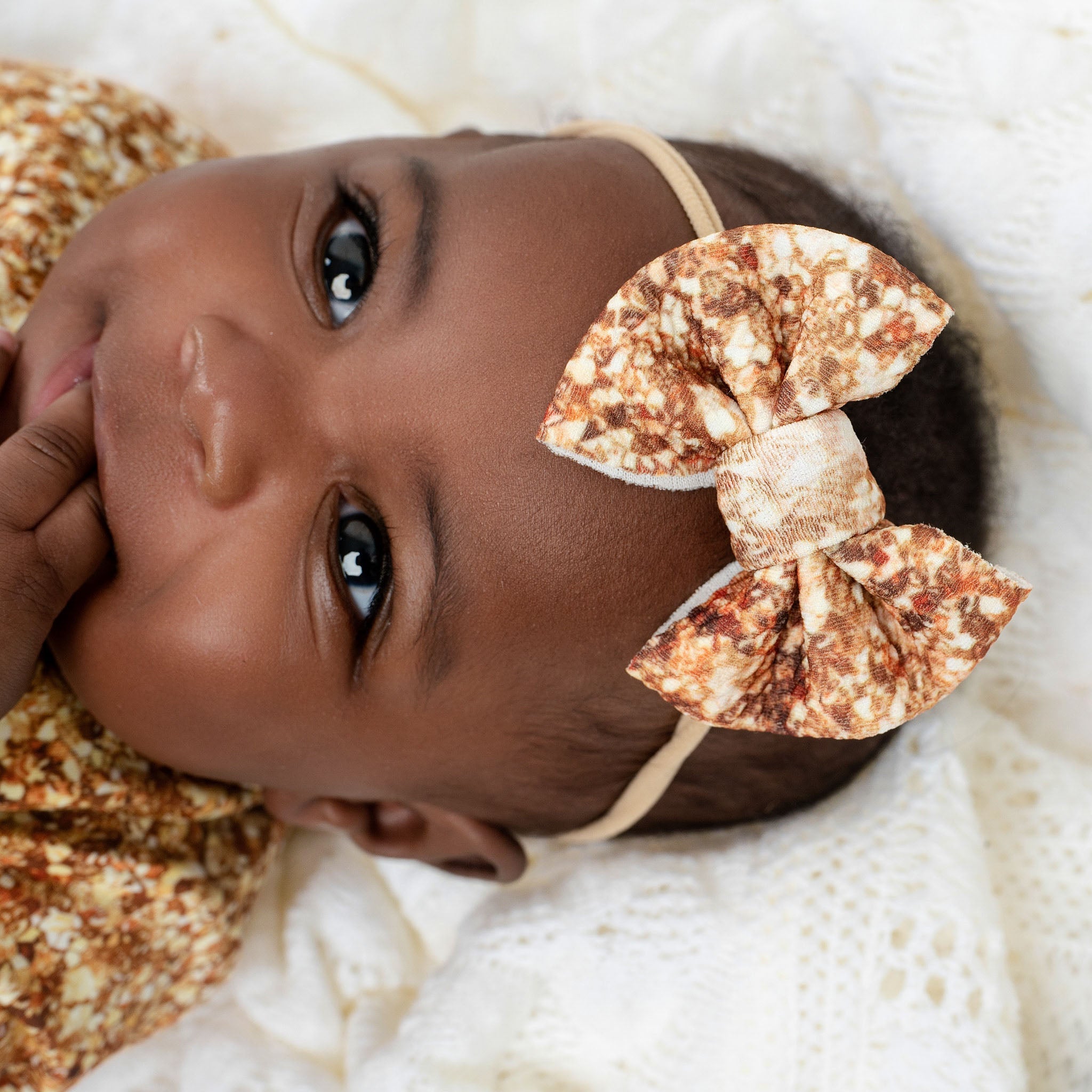 Little Popp Crew Gold Shimmer Baby Girl Nylon Bow Headband