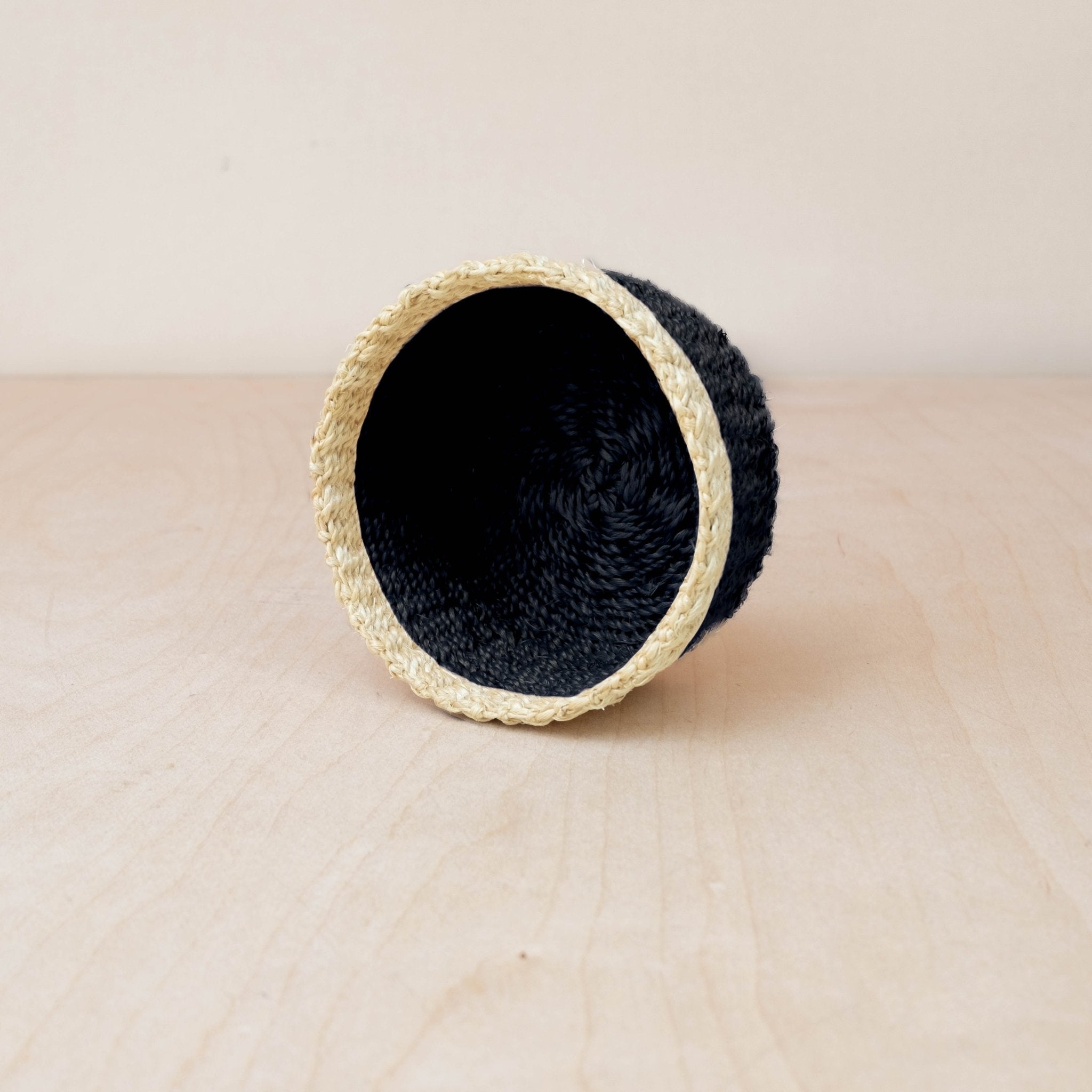 Black Small Round Tray - Mini Trinket Basket | Likhâ