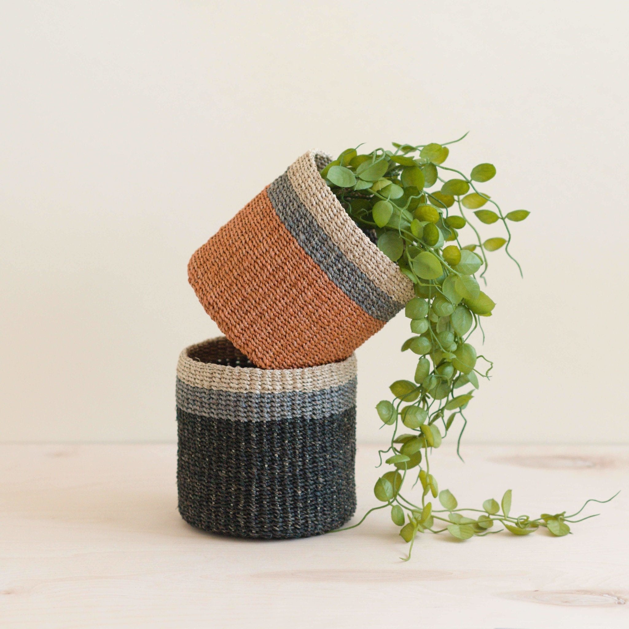 Coral Tabletop Mini Basket - Handwoven Baskets | Likhâ