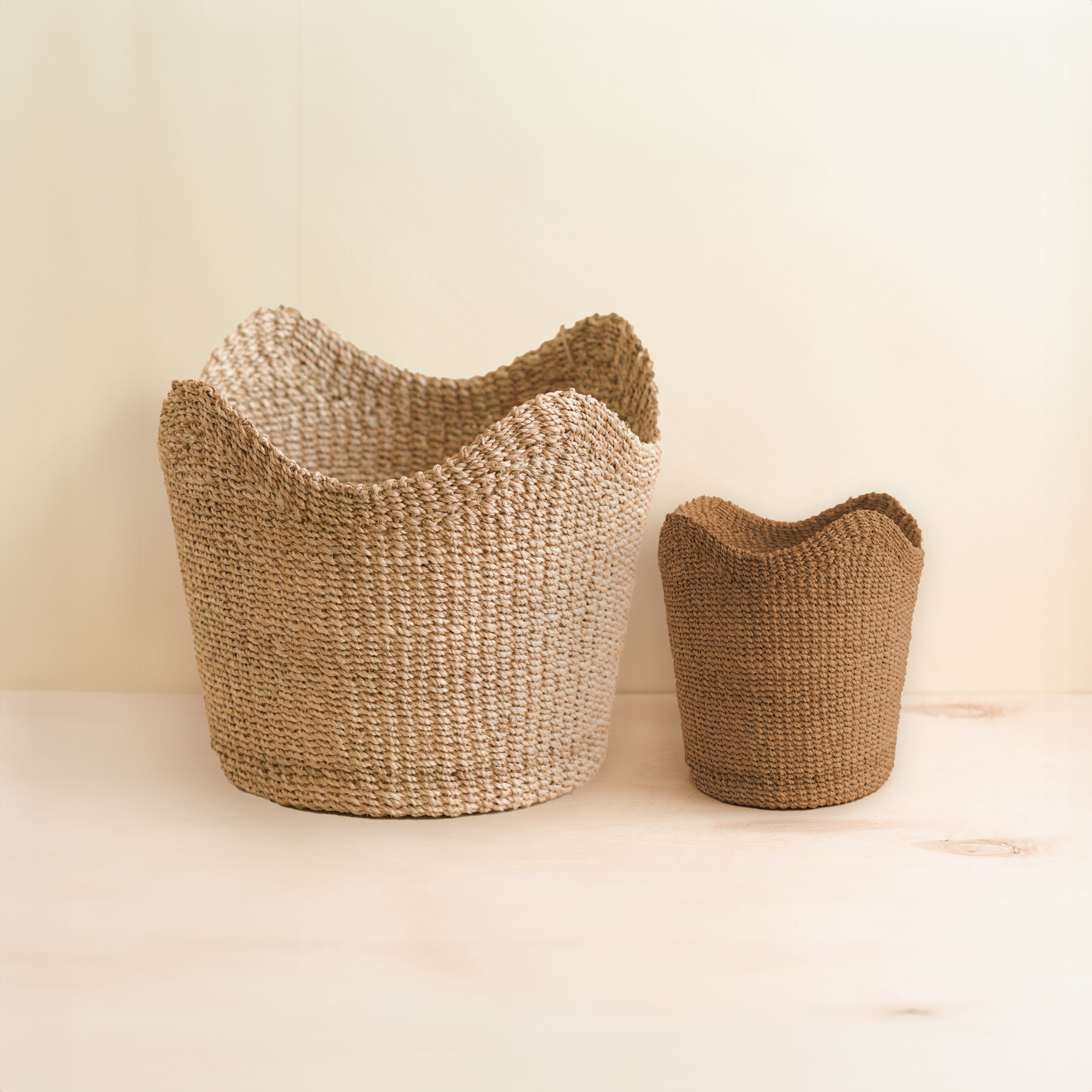 Small Tan Scallop Basket - Modern Basket | Likhâ