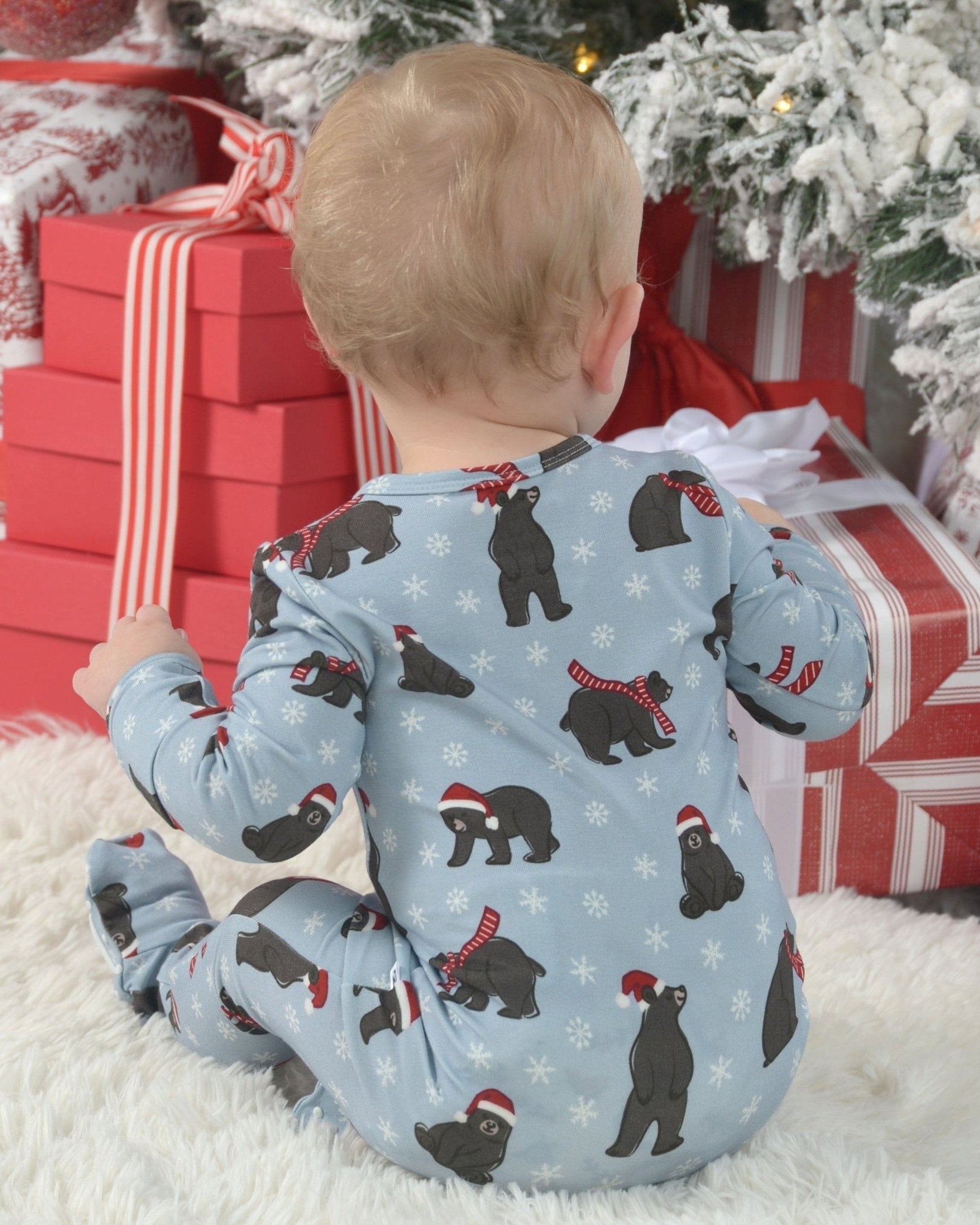 Bear-y Christmas Zipper Footie