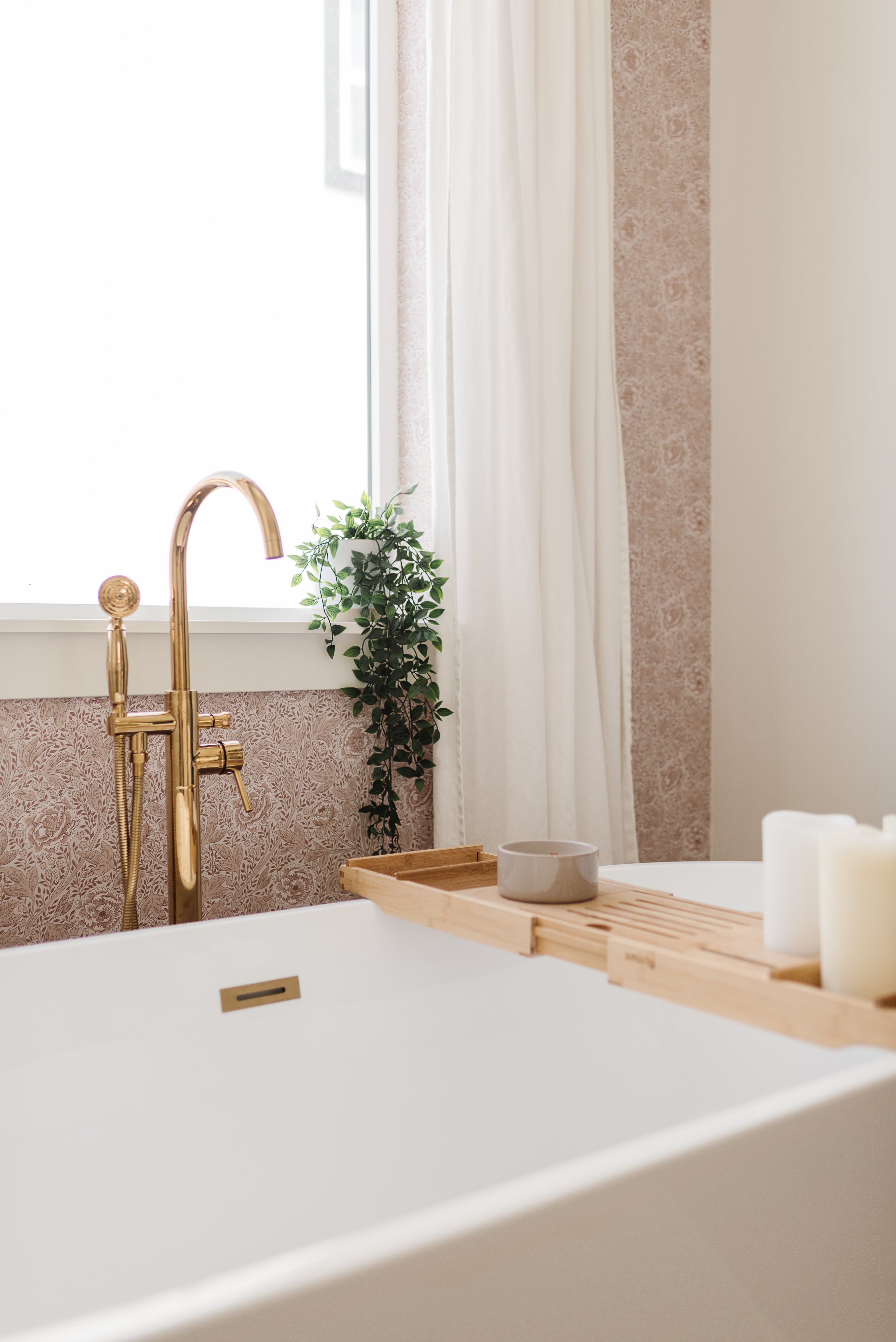 Agnes Wallpaper By Bear Bell