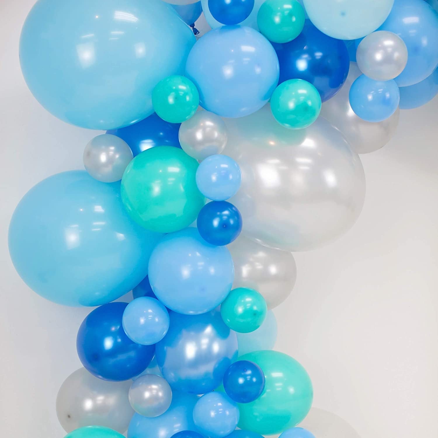 Underwater Blue Balloon Garland Kit
