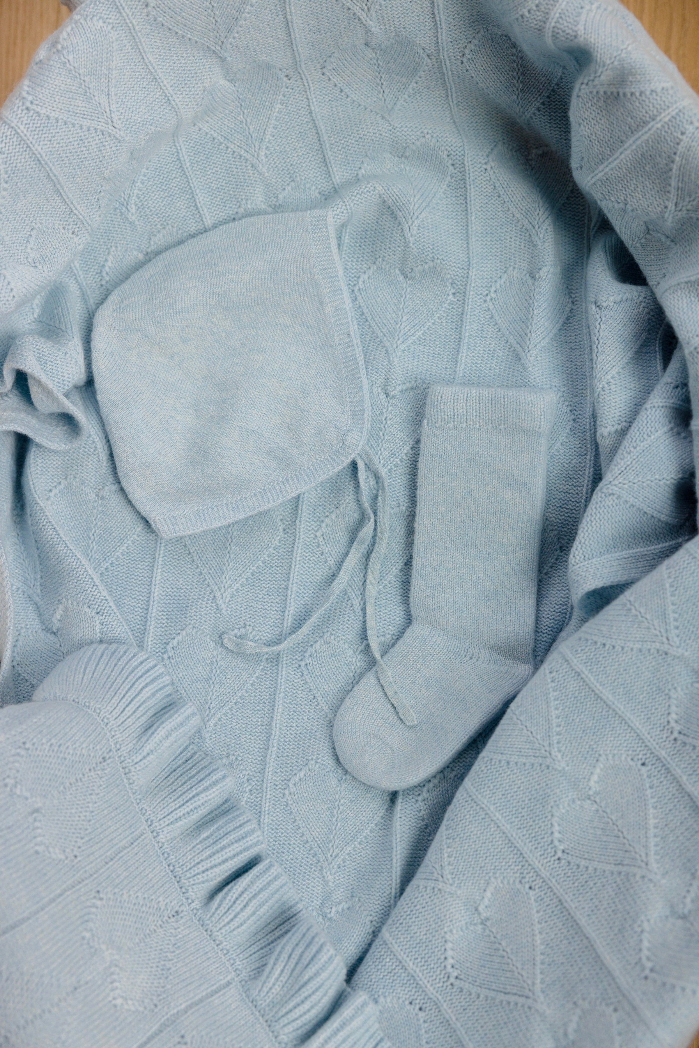 Cashmere Cloud Baby Blanket Gift Set - Hydrangea