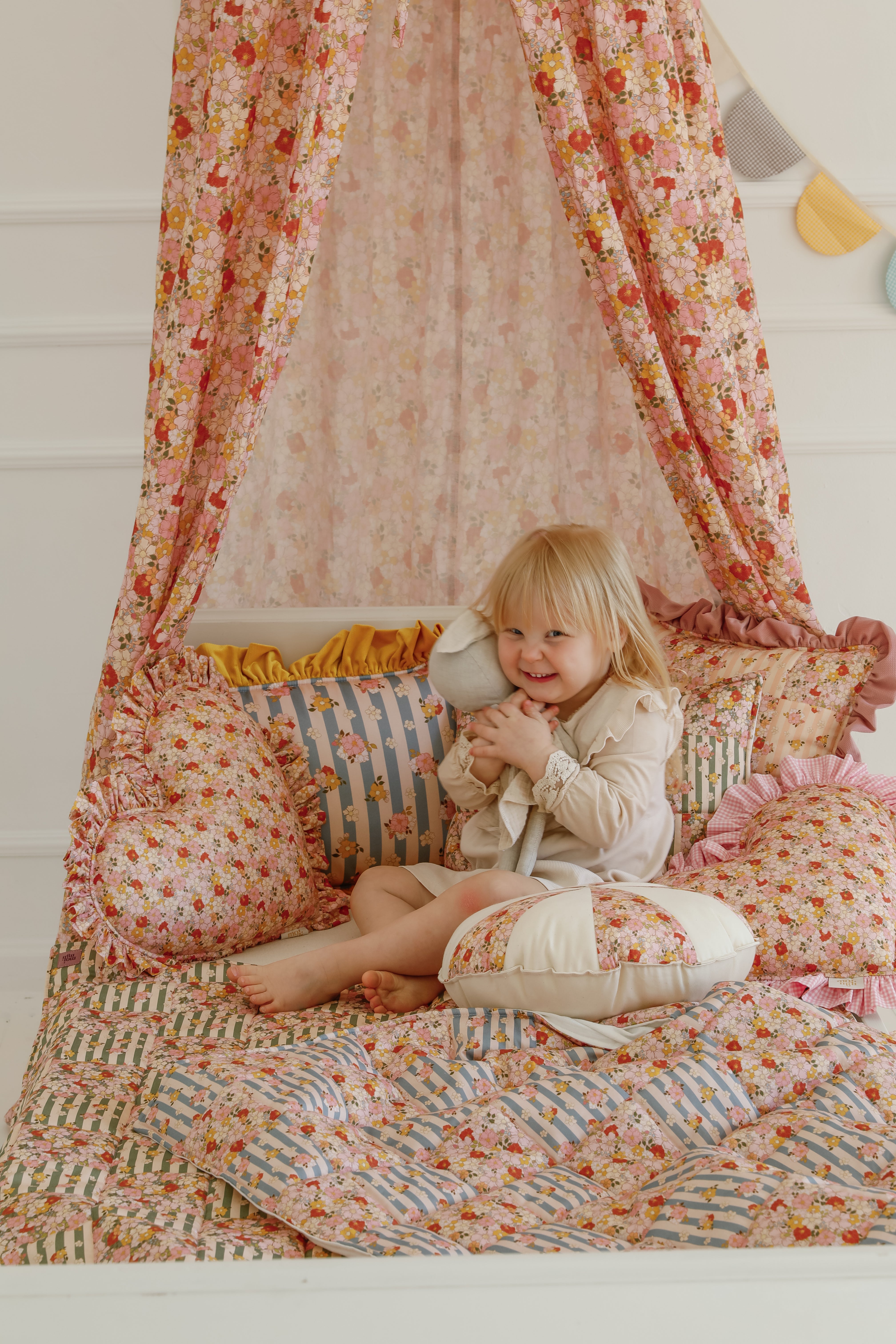 Cotton Quilted "summer Garden" Child Cover Set