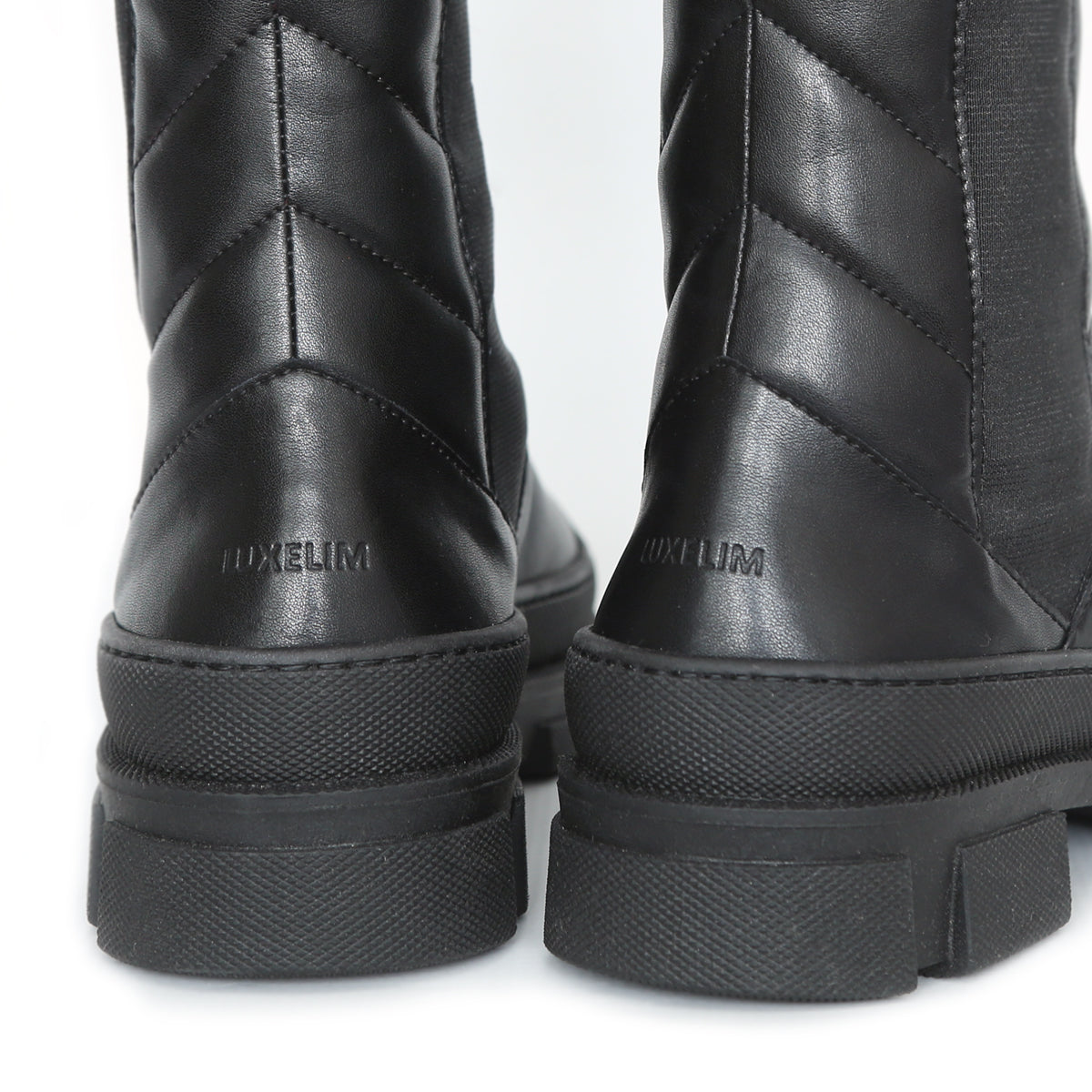 Women's Chelsea Boots