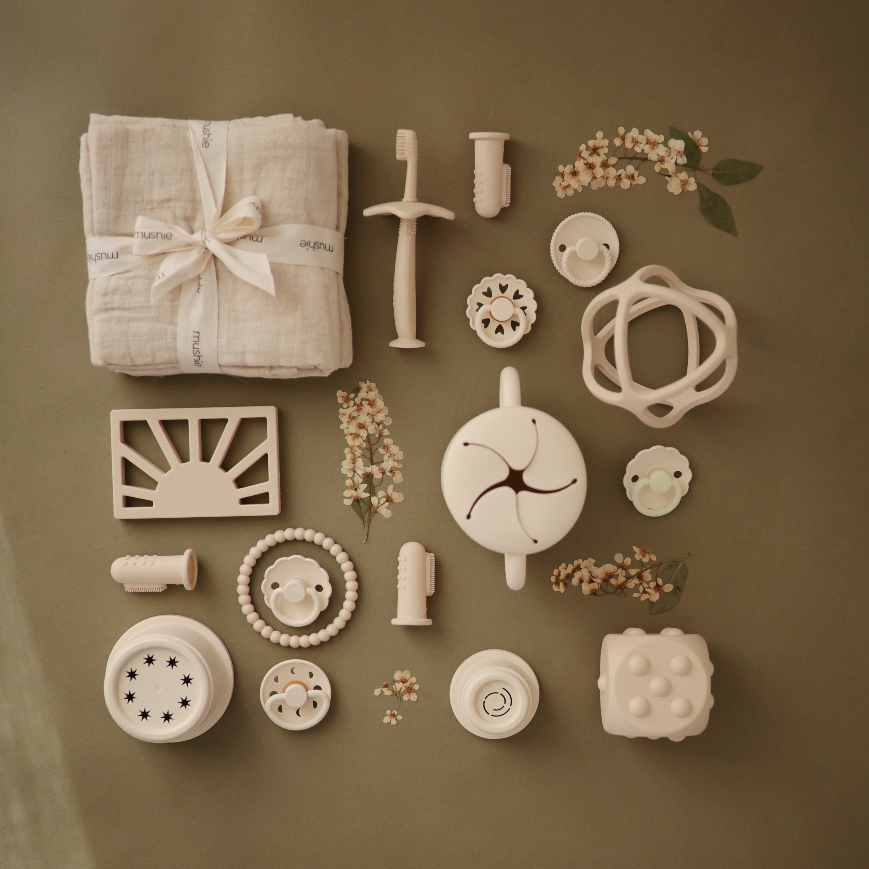 Frigg Daisy Night Silicone Pacifier 2-pack