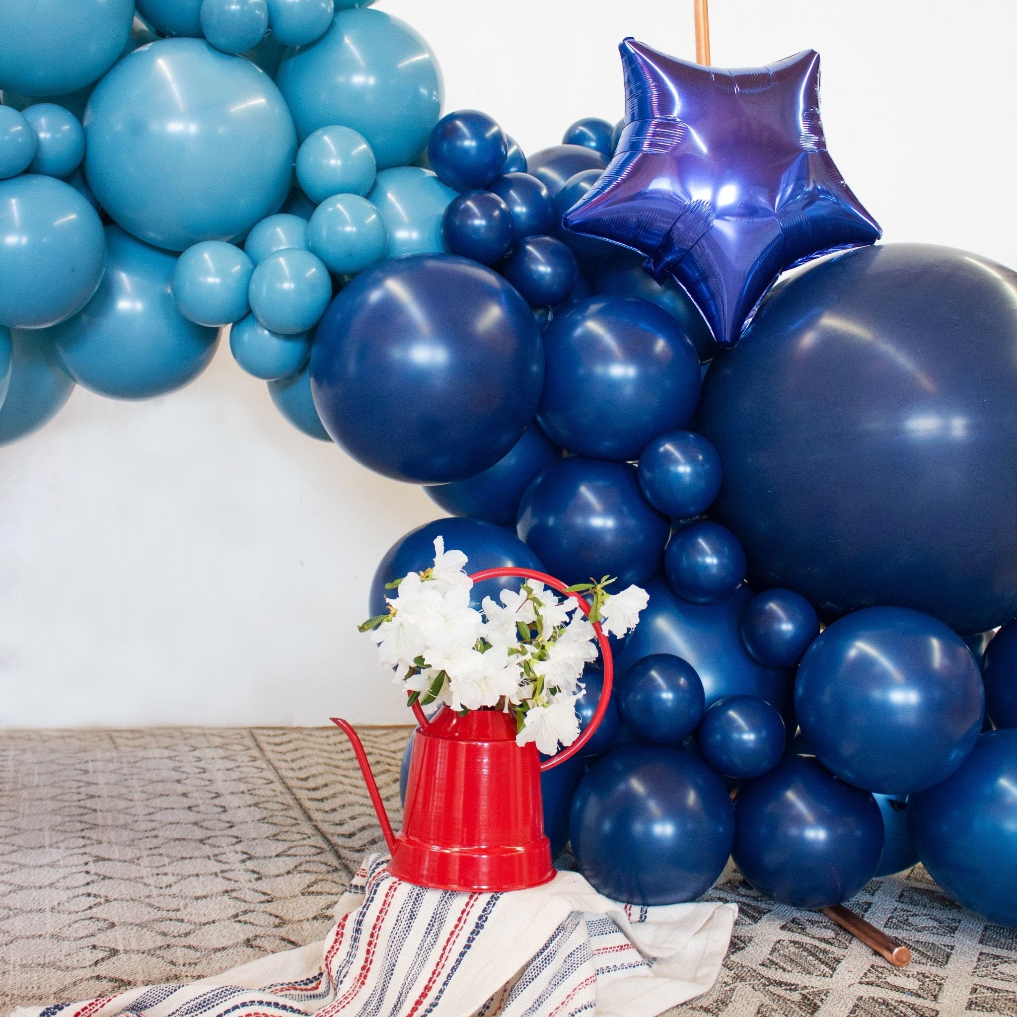 Patriotic Star Balloon – 19" Red, White & Blue