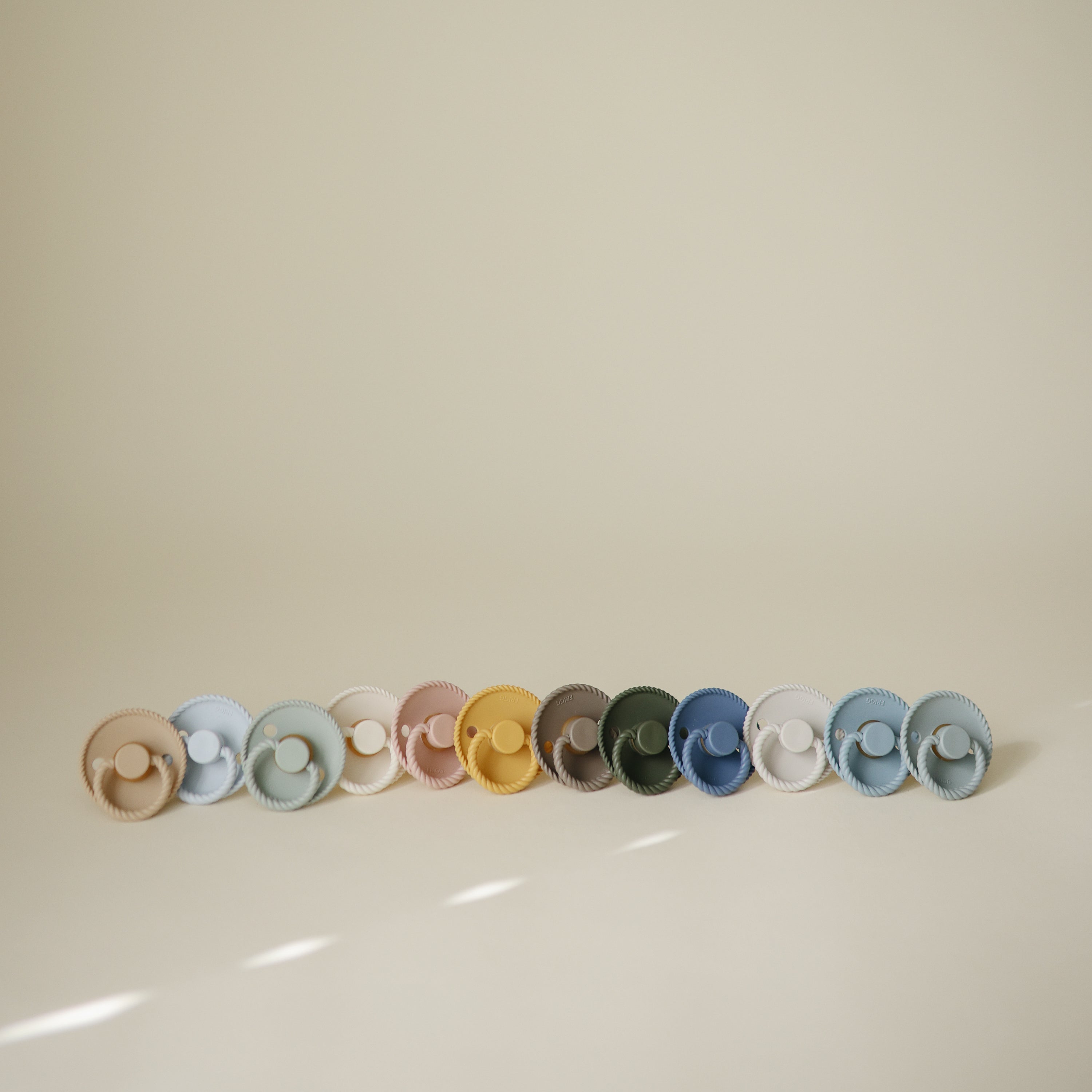 Frigg Rope Silicone Pacifier 2-pack