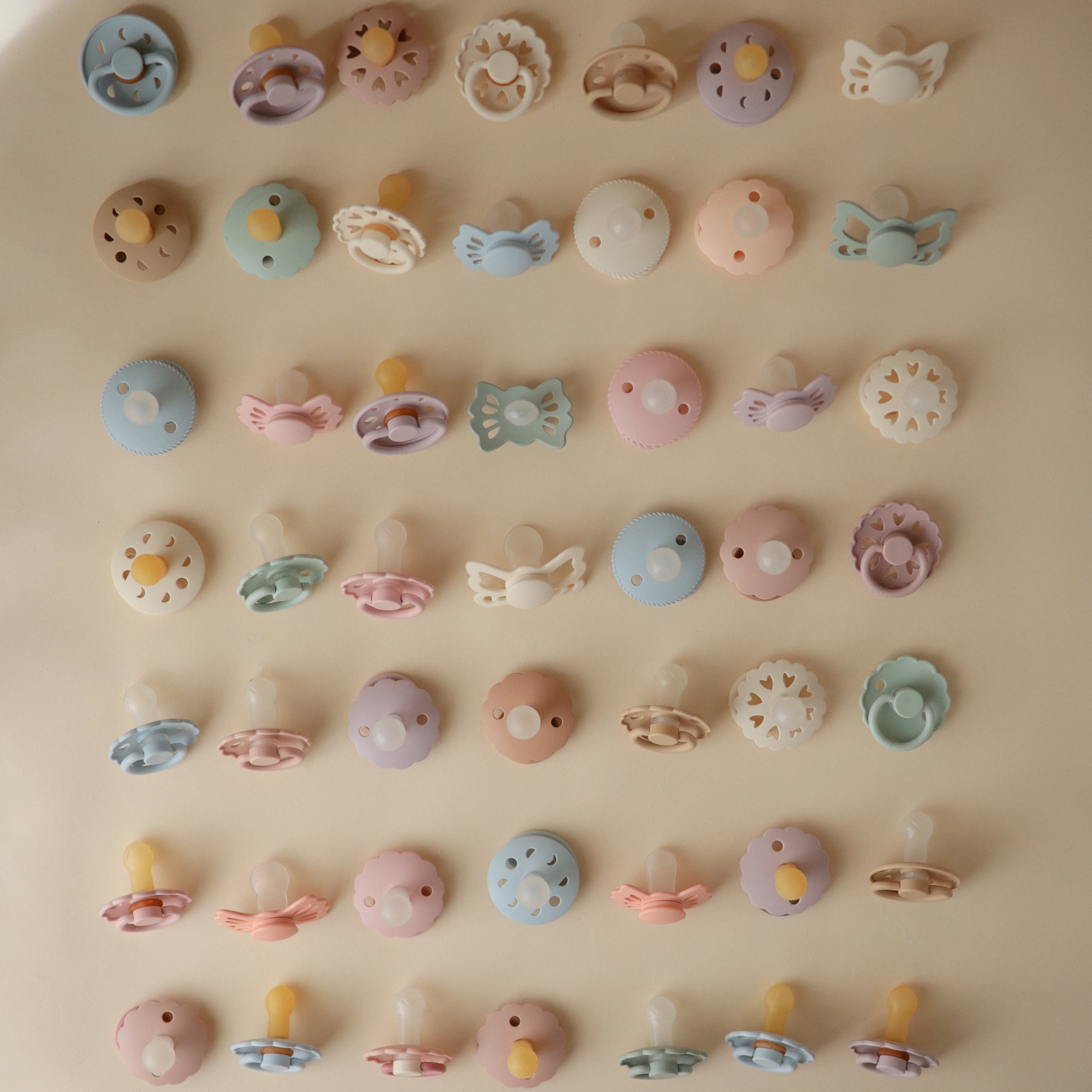 Frigg Butterfly Anatomical Silicone Pacifier 2-pack (0-6 Months)