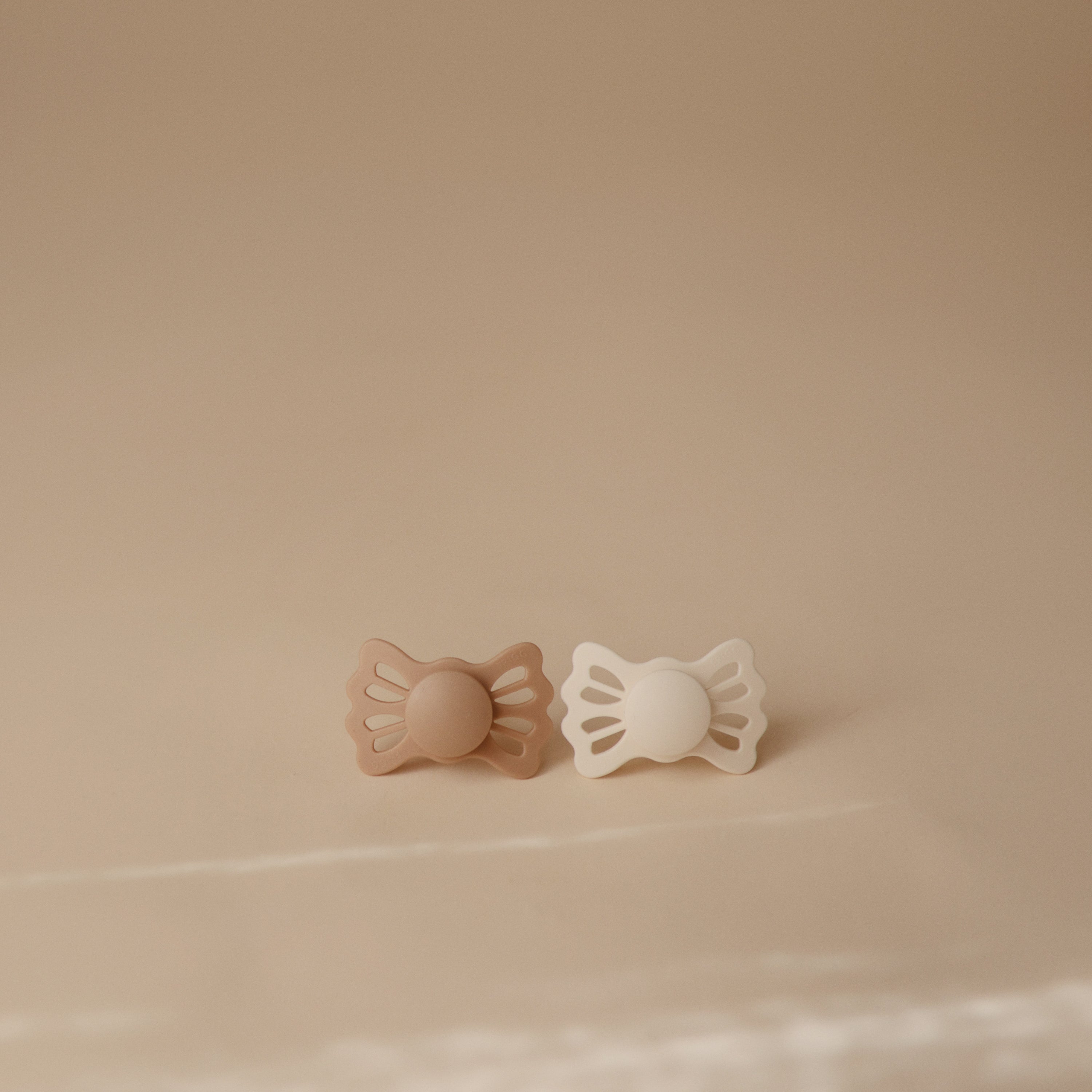 Frigg Lucky Symmetrical Silicone Pacifier 2-pack (6-18 Months)