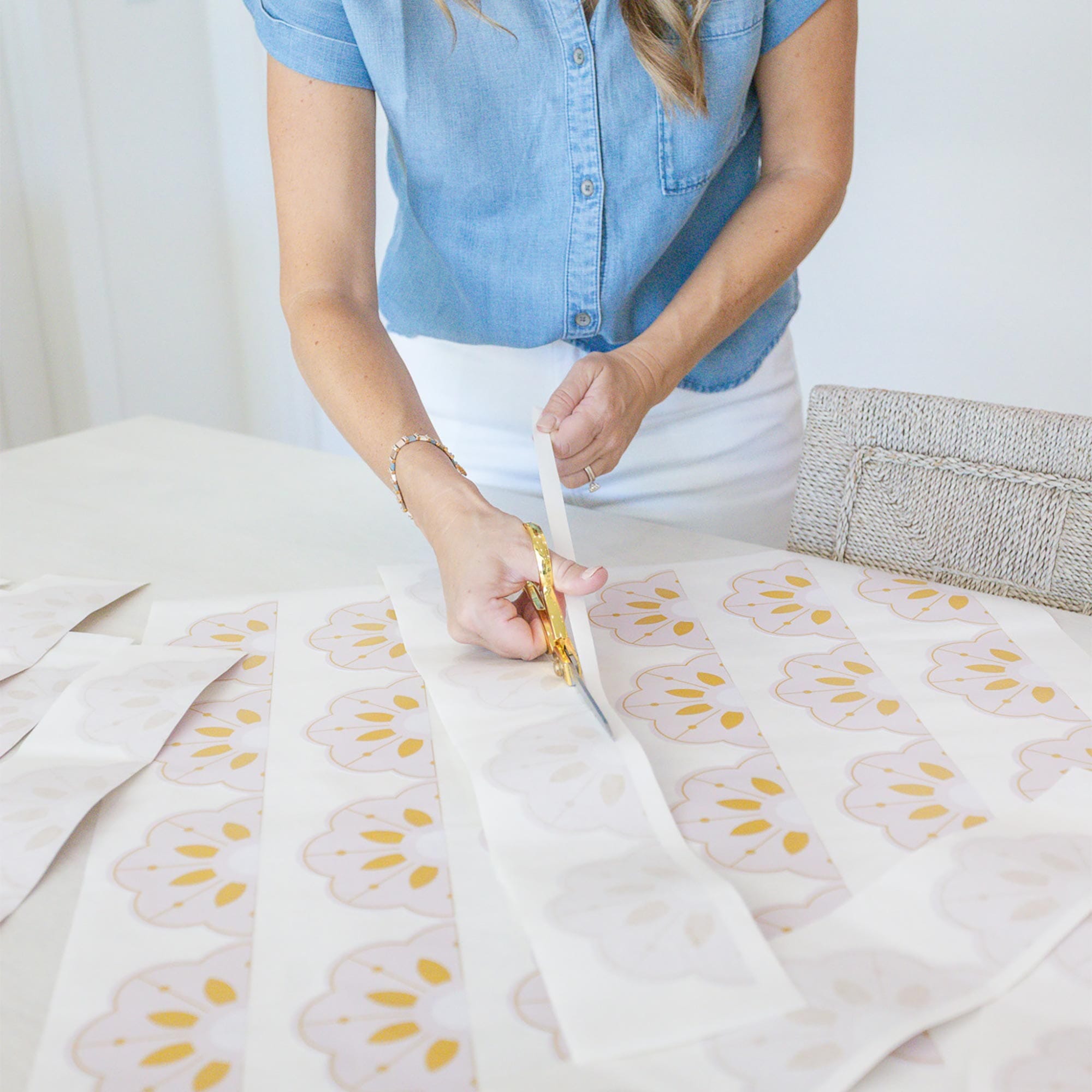 Fleur Scallop Wall Decal