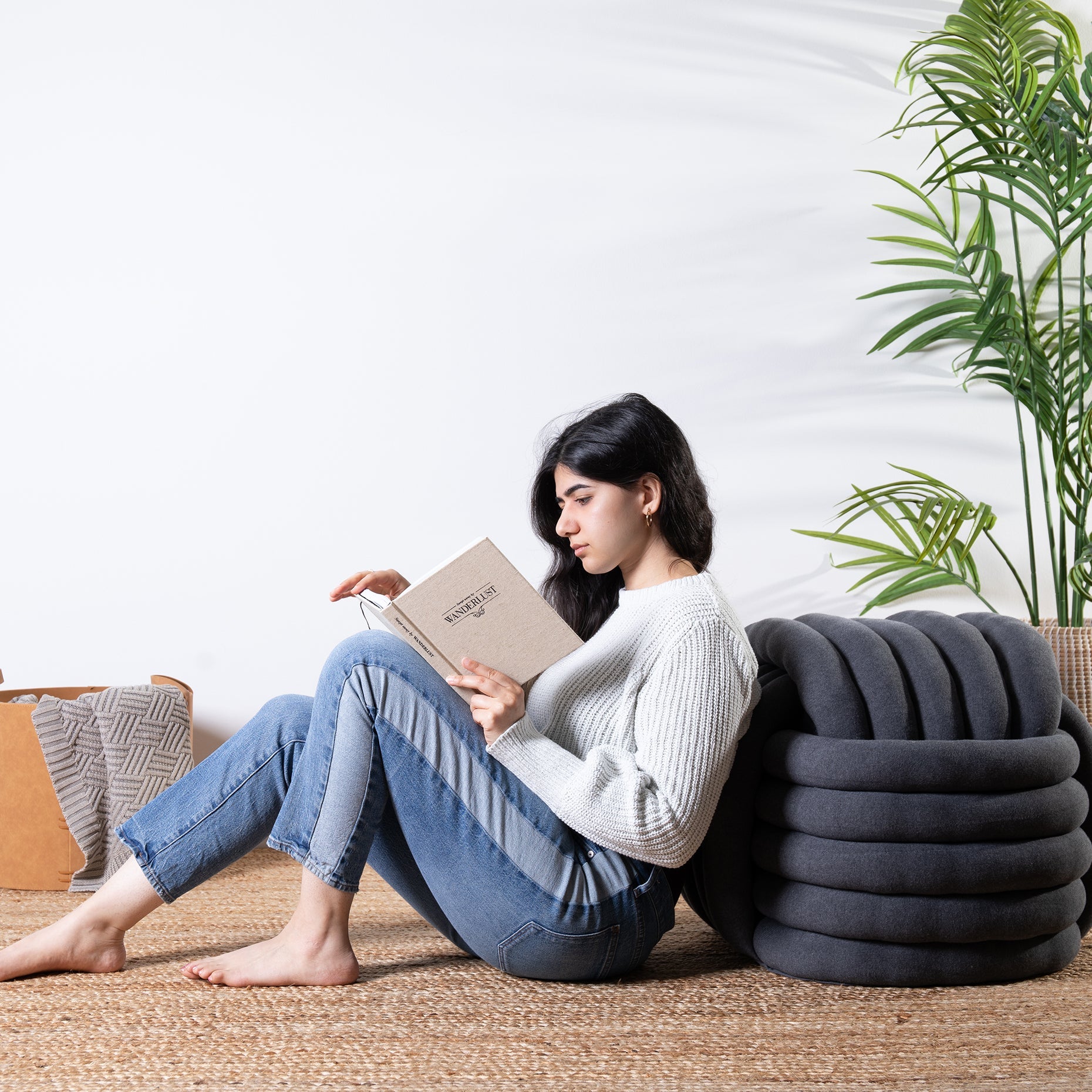 Knotted Pouf - Large - Dk Grey Mel