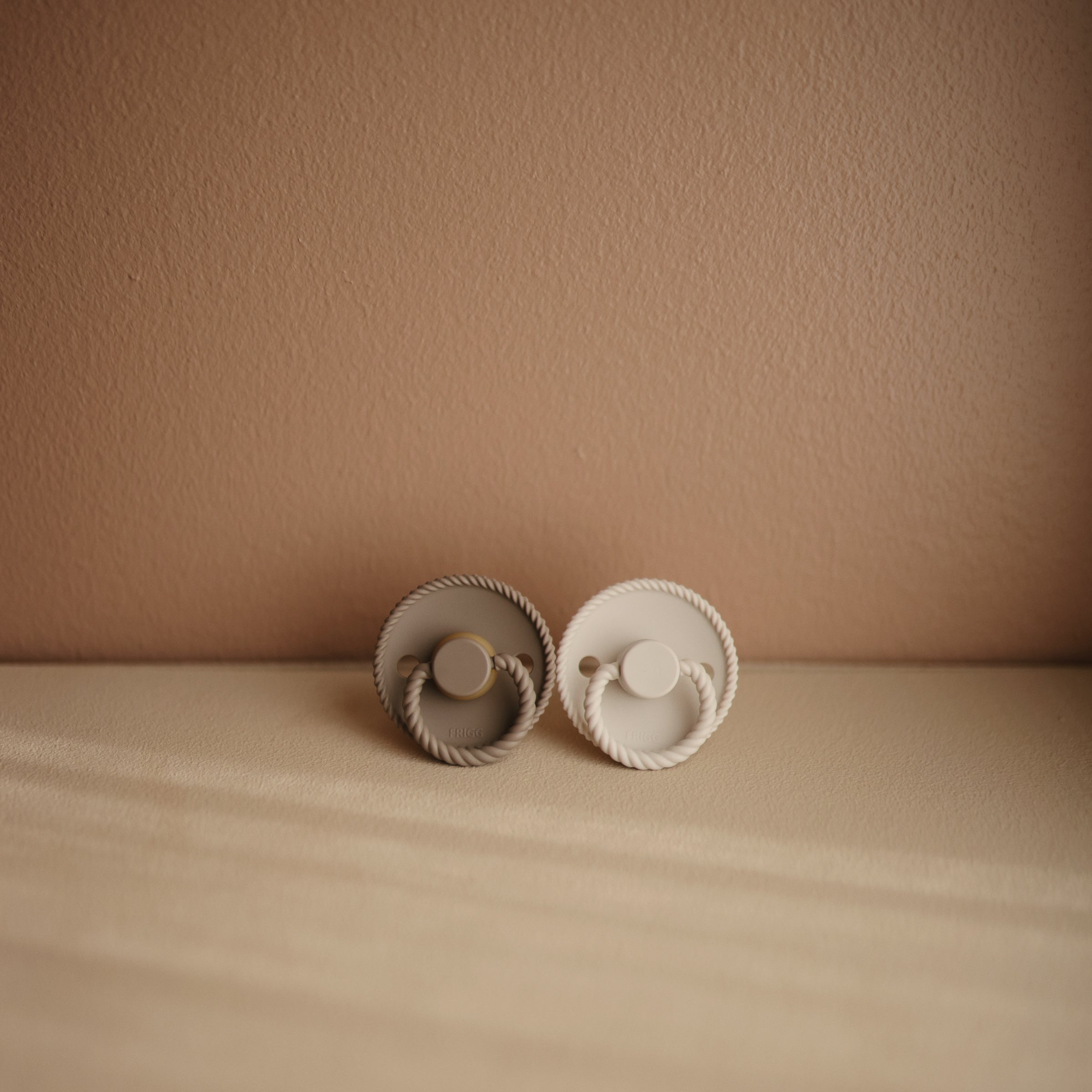 Frigg Rope Silicone Pacifier 2-pack