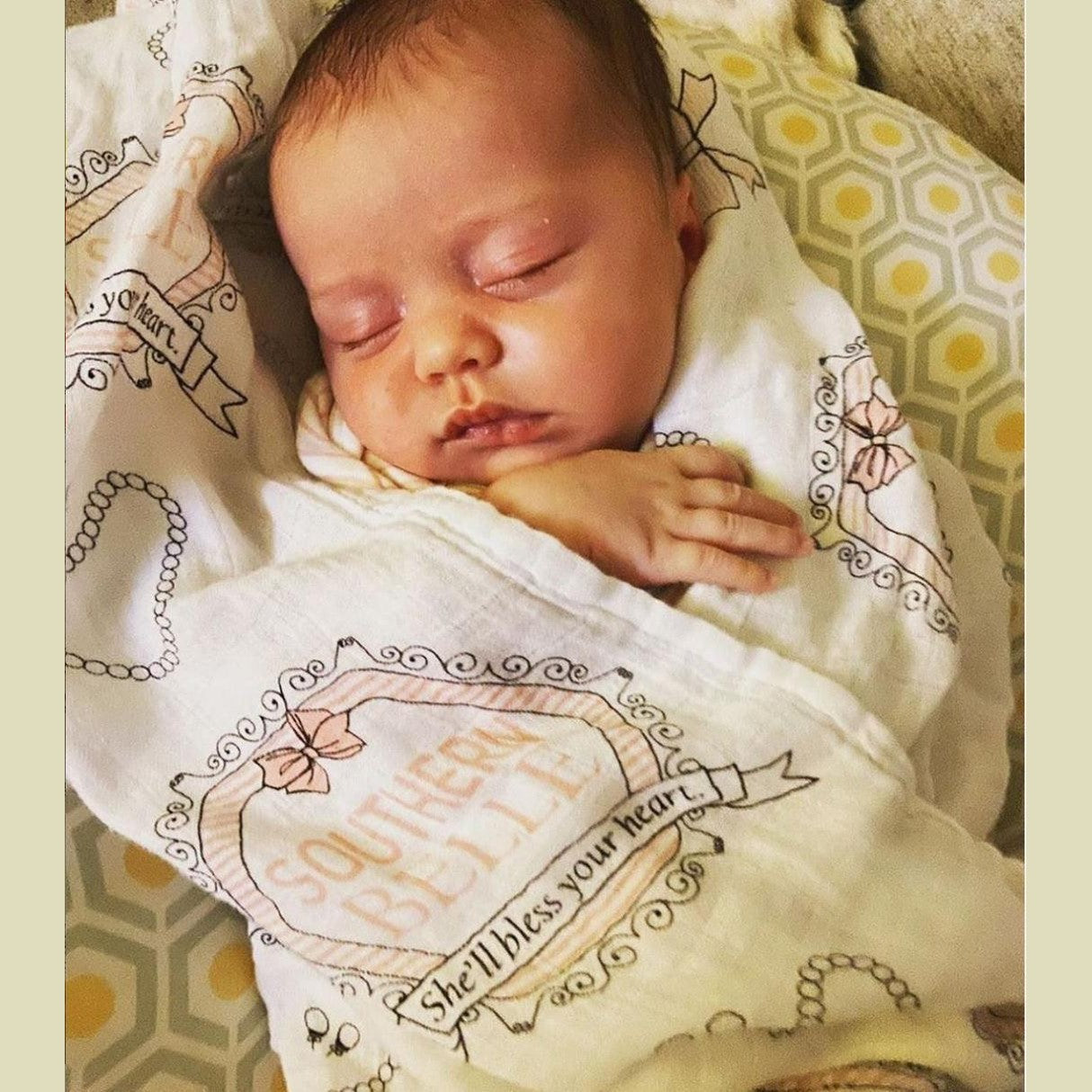 Gift Set: Southern Belle Baby Muslin Swaddle Blanket And Burp Cloth/bib Combo