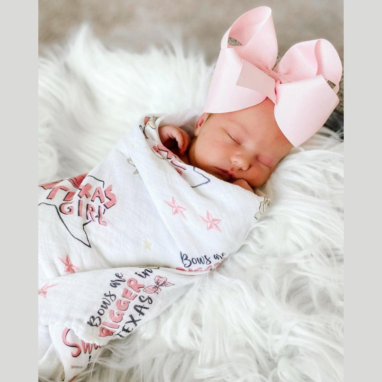 Gift Set: Texas Baby Girl Muslin Swaddle Blanket And Burp Cloth/bib Combo