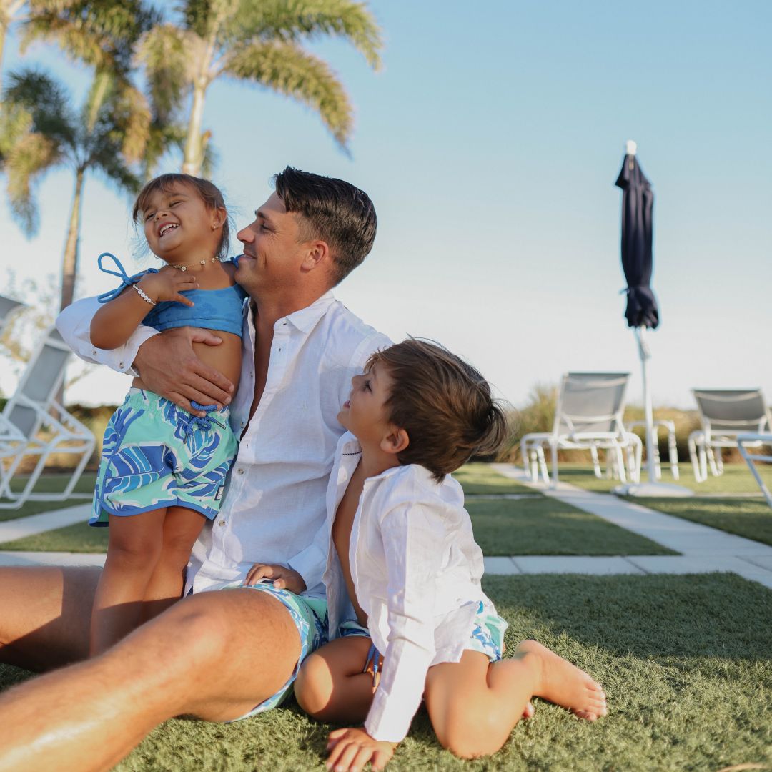 Green & Blue Banana Leaf