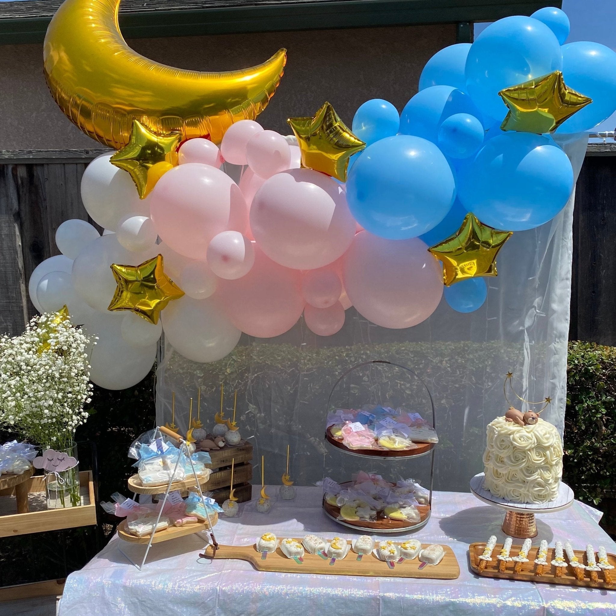 Gold Star Balloon Pack