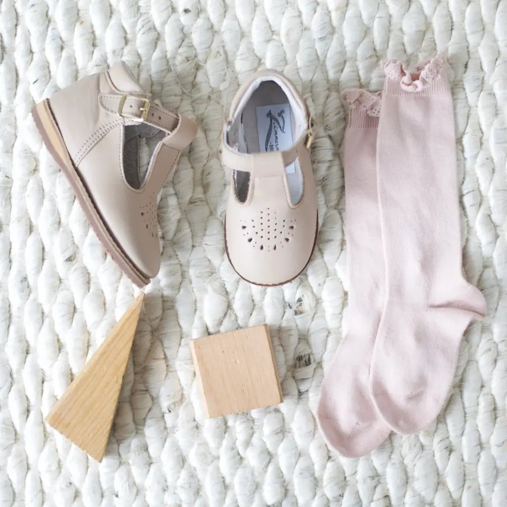 Greta T-strap - Truffle