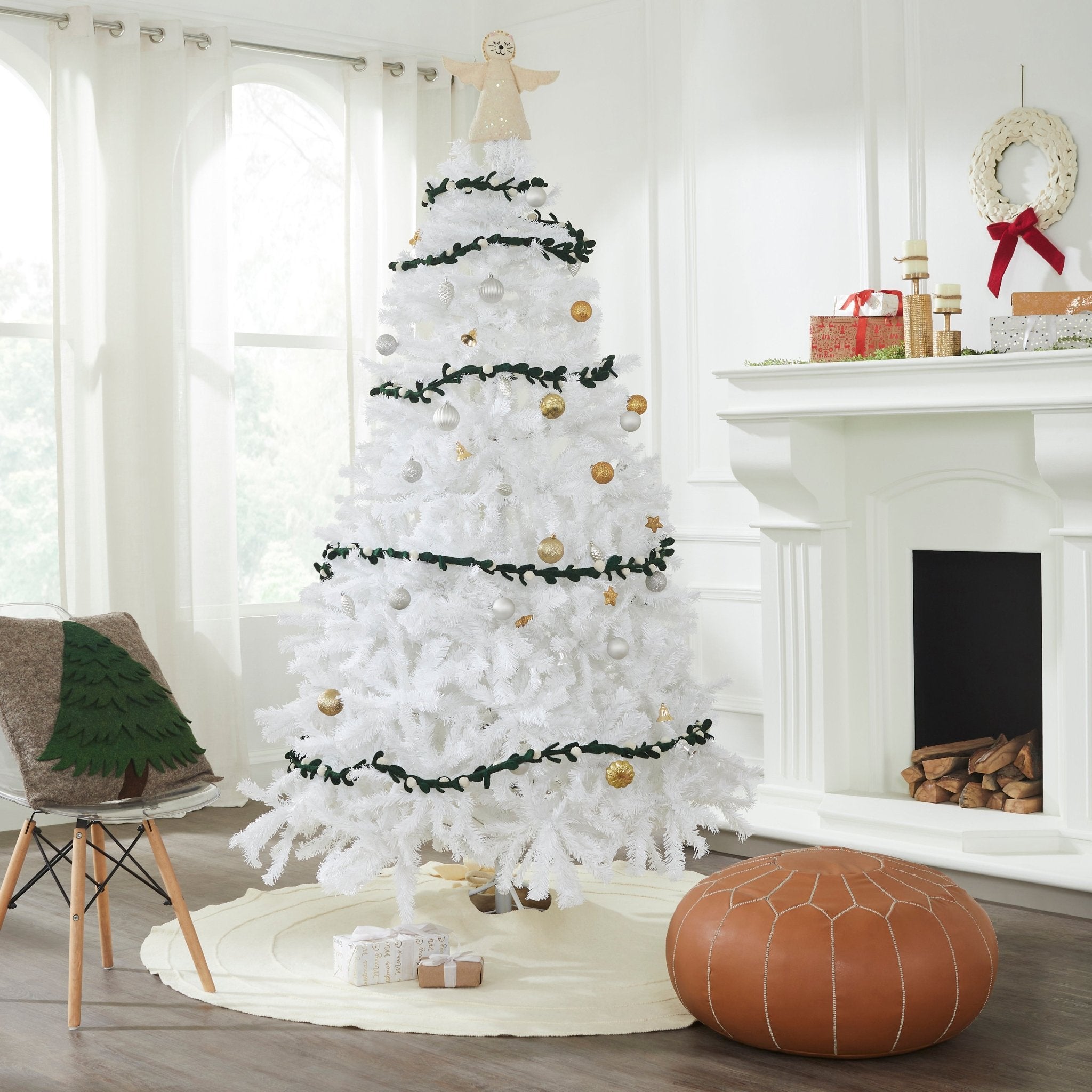 Handmade Christmas Garland - Cream Velvet Balls And Felt Mistletoe - 6'