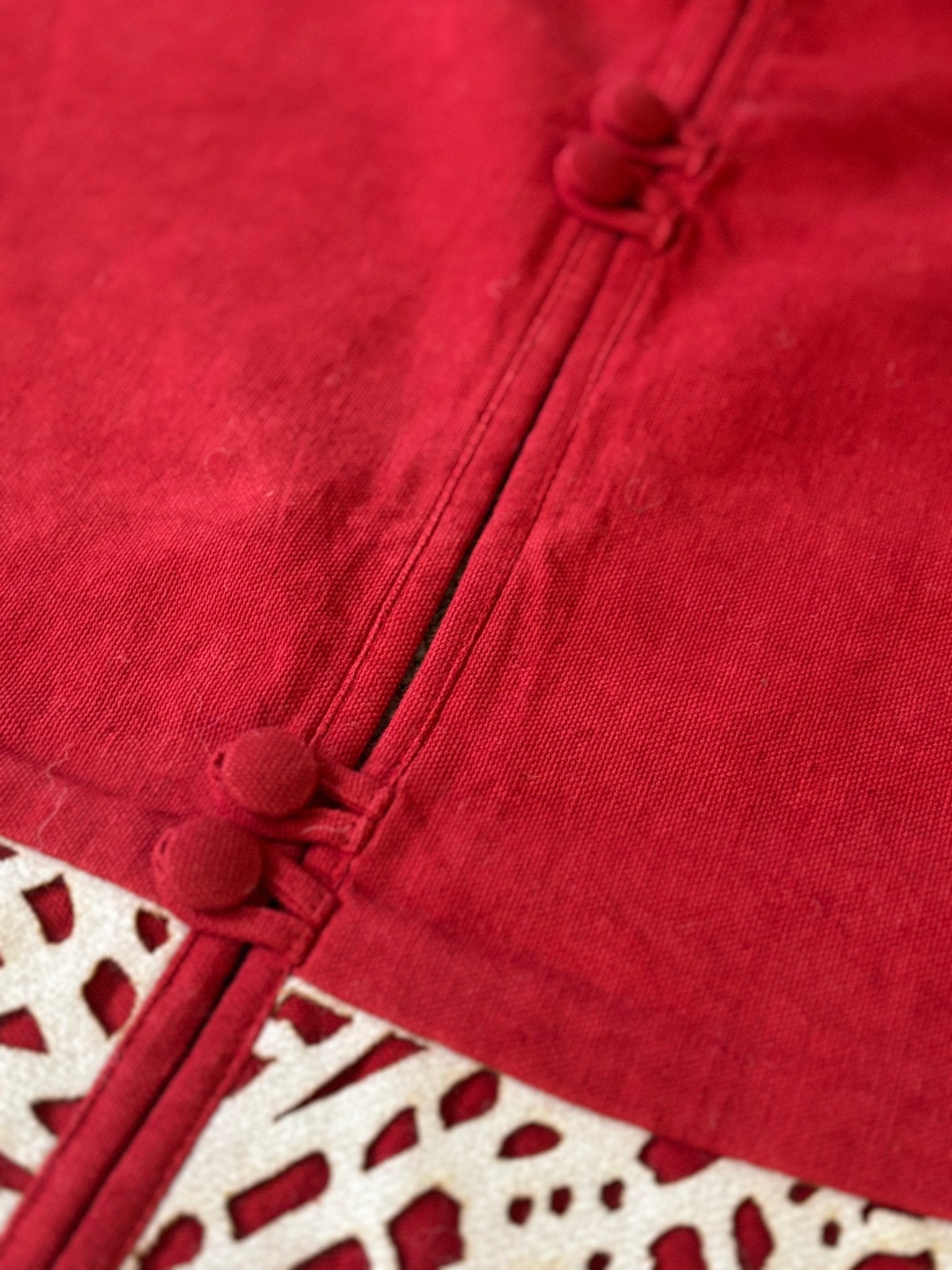 Handmade Wool Precision Cut Red Wool Christmas Tree Skirt – 60"