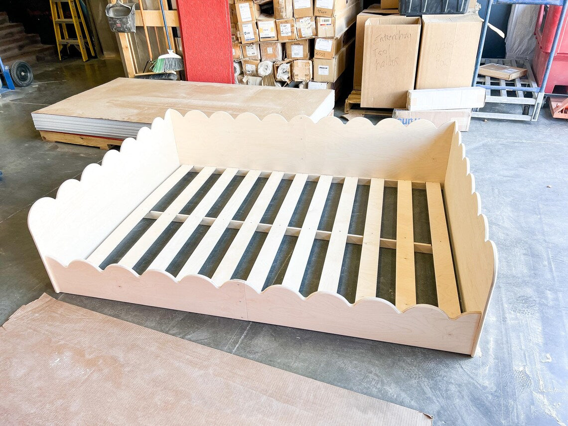 Carlie- Scalloped Bed