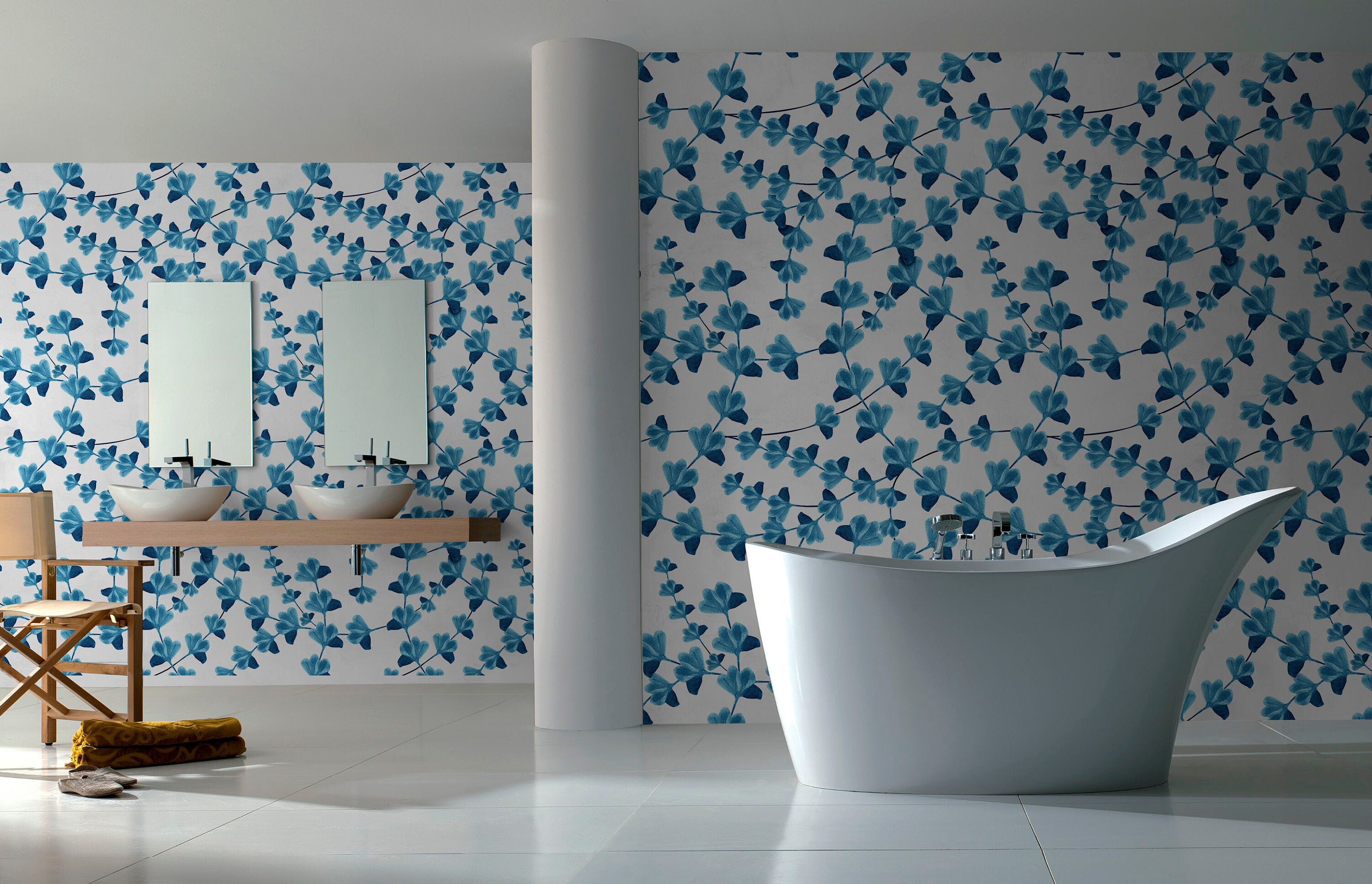Floral Wallpaper With Stylized Watercolor Blossoms In Blue - X011