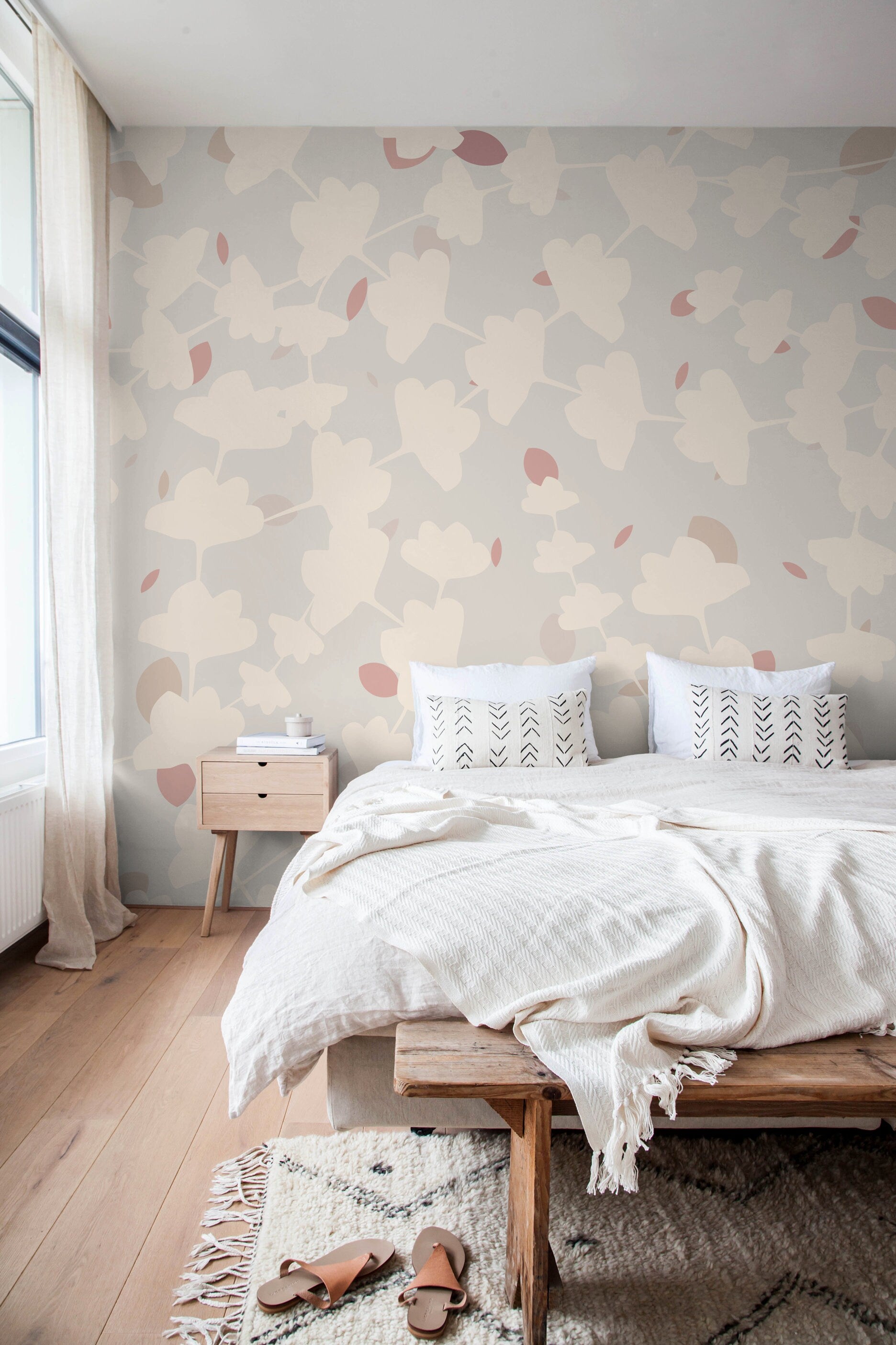 Botanical Wallpaper With Stylized Leaf Silhouettes In Gray, Pink, And Beige - X064