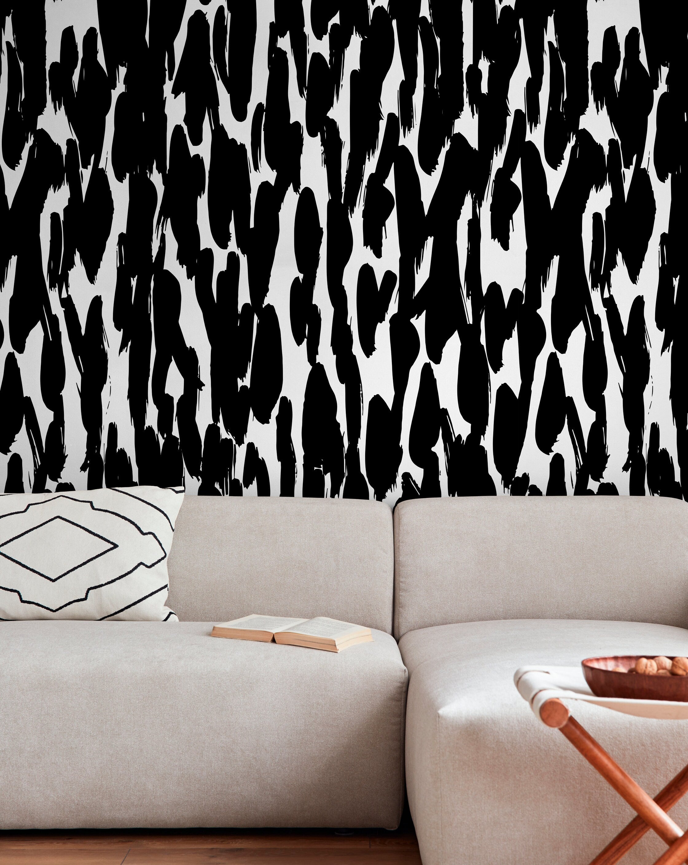Abstract Wallpaper With Bold Brushstrokes In Black And White - X072