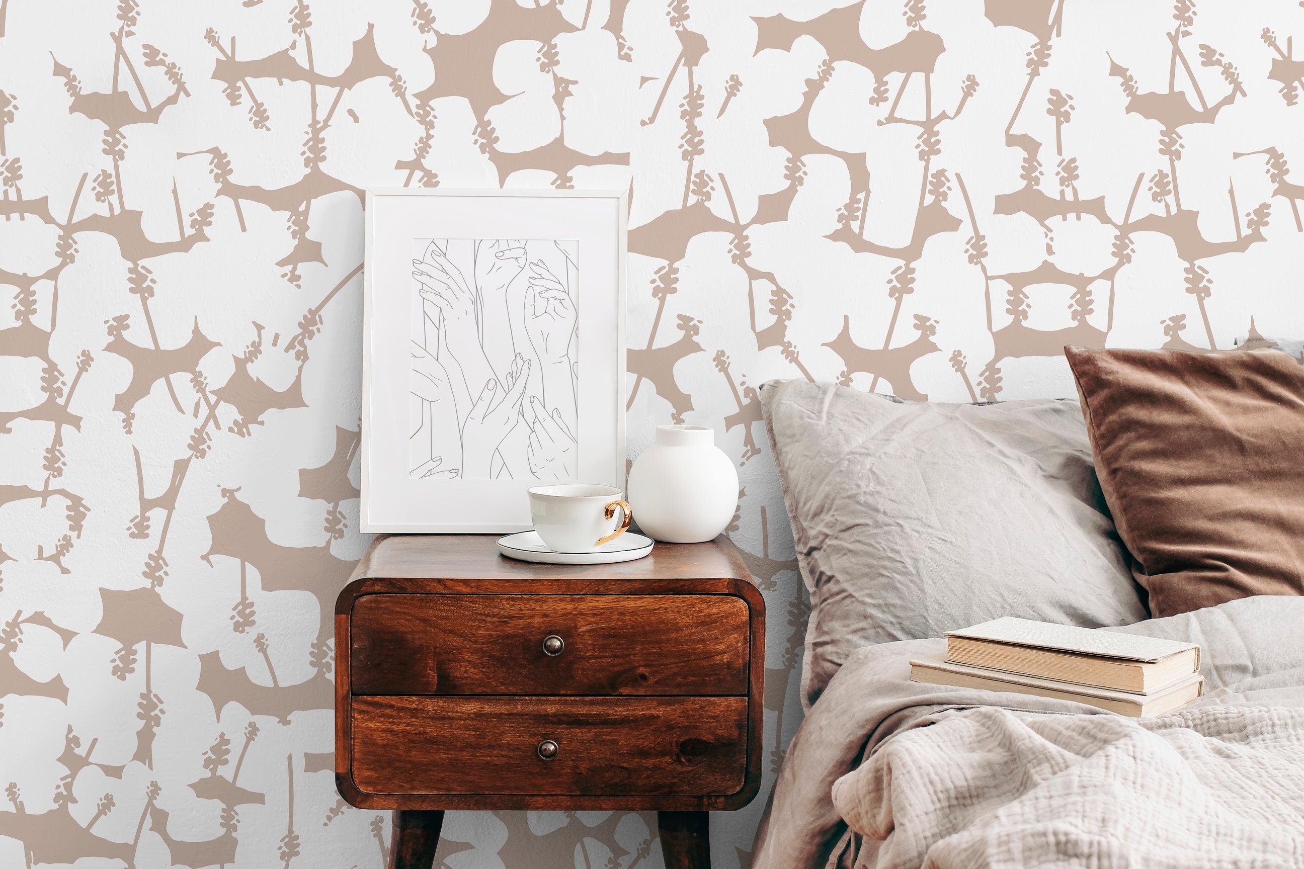 Floral Wallpaper With Abstract Floral Silhouettes In Beige - X008